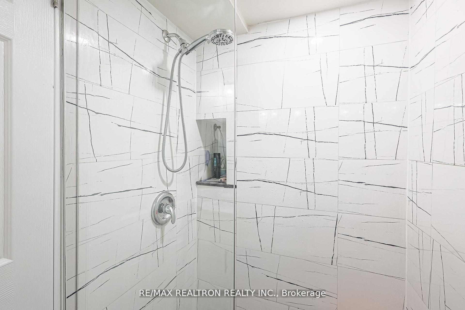 Photo 21 of 46 Meadowview Avenue, Markham, Grandview — HOMEH