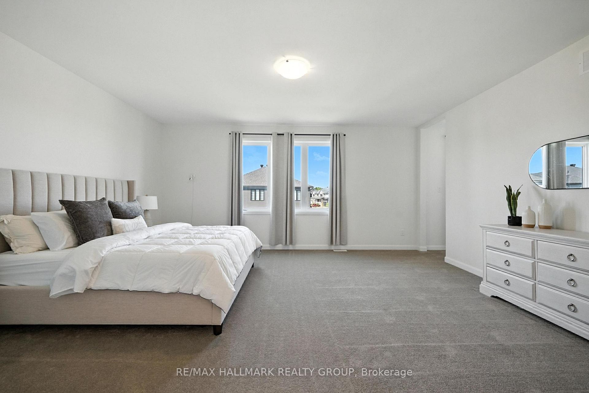 Photo 20 of 547 Anchor Circle, Ottawa, Mahogany Community — HOMEH