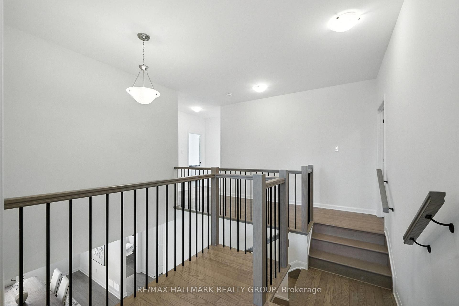 Photo 25 of 547 Anchor Circle, Ottawa, Mahogany Community — HOMEH
