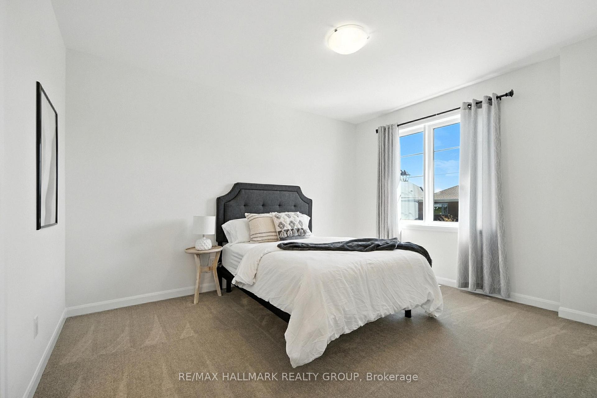 Photo 30 of 547 Anchor Circle, Ottawa, Mahogany Community — HOMEH