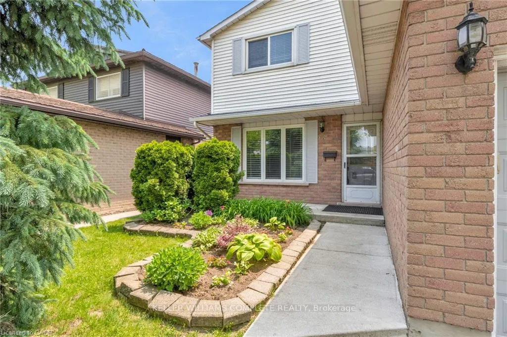Front of 14 Oceanic Drive