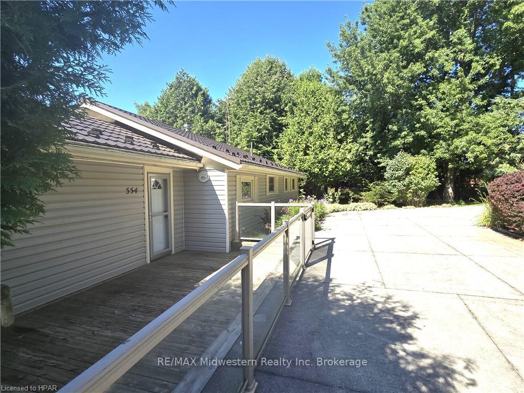 Photo 4 of 554 Road 5 S, Mapleton, Rural Mapleton — HOMEH