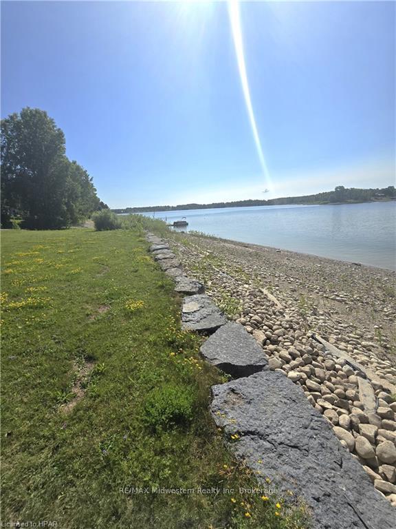 Photo 17 of 554 Road 5 S, Mapleton, Rural Mapleton — HOMEH
