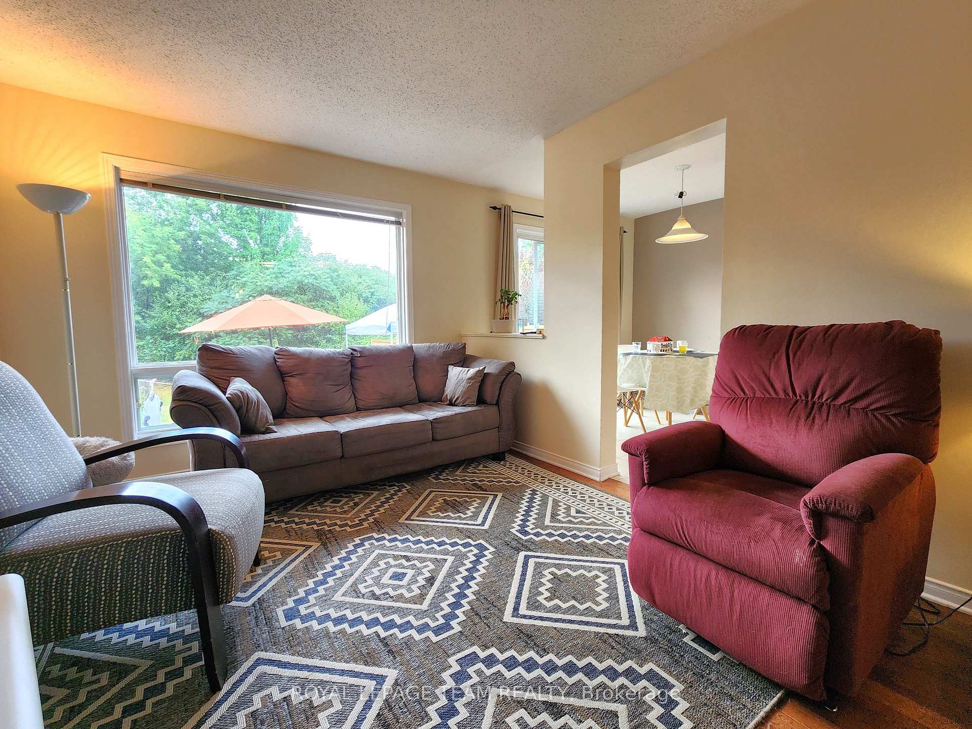 Photo 7 of 117 Blackdome Crescent, Ottawa, Kanata - Kanata Lakes/Heritage Hills — HOMEH