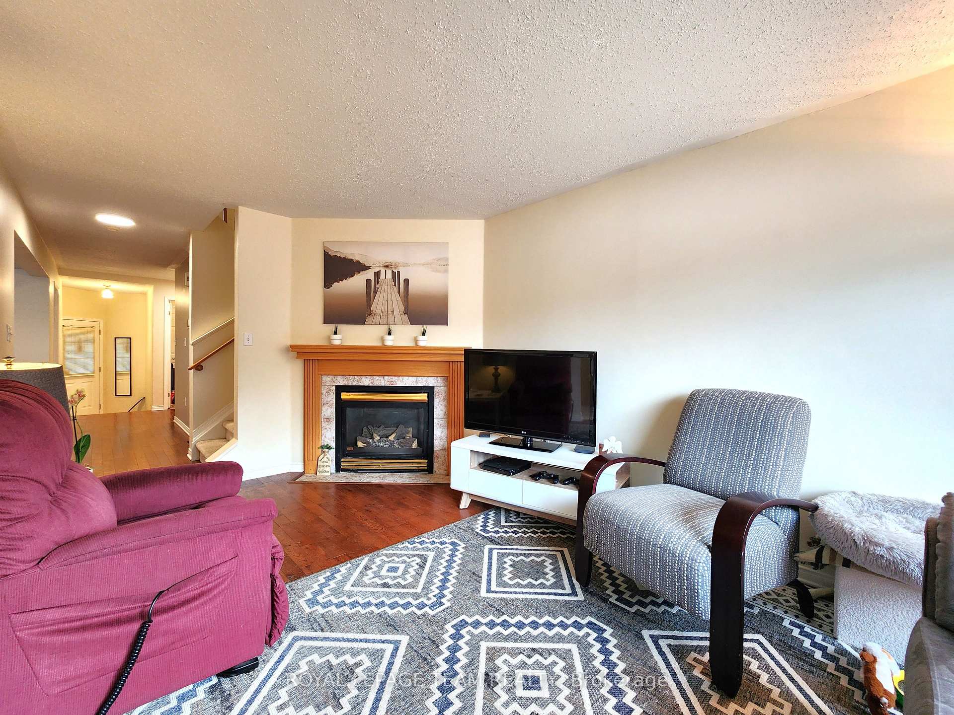 Photo 8 of 117 Blackdome Crescent, Ottawa, Kanata - Kanata Lakes/Heritage Hills — HOMEH