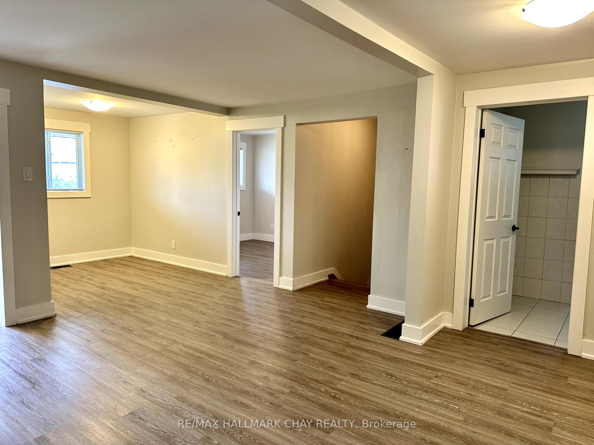 Photo 6 of 895 Frederick Street, Innisfil, Churchill — HOMEH