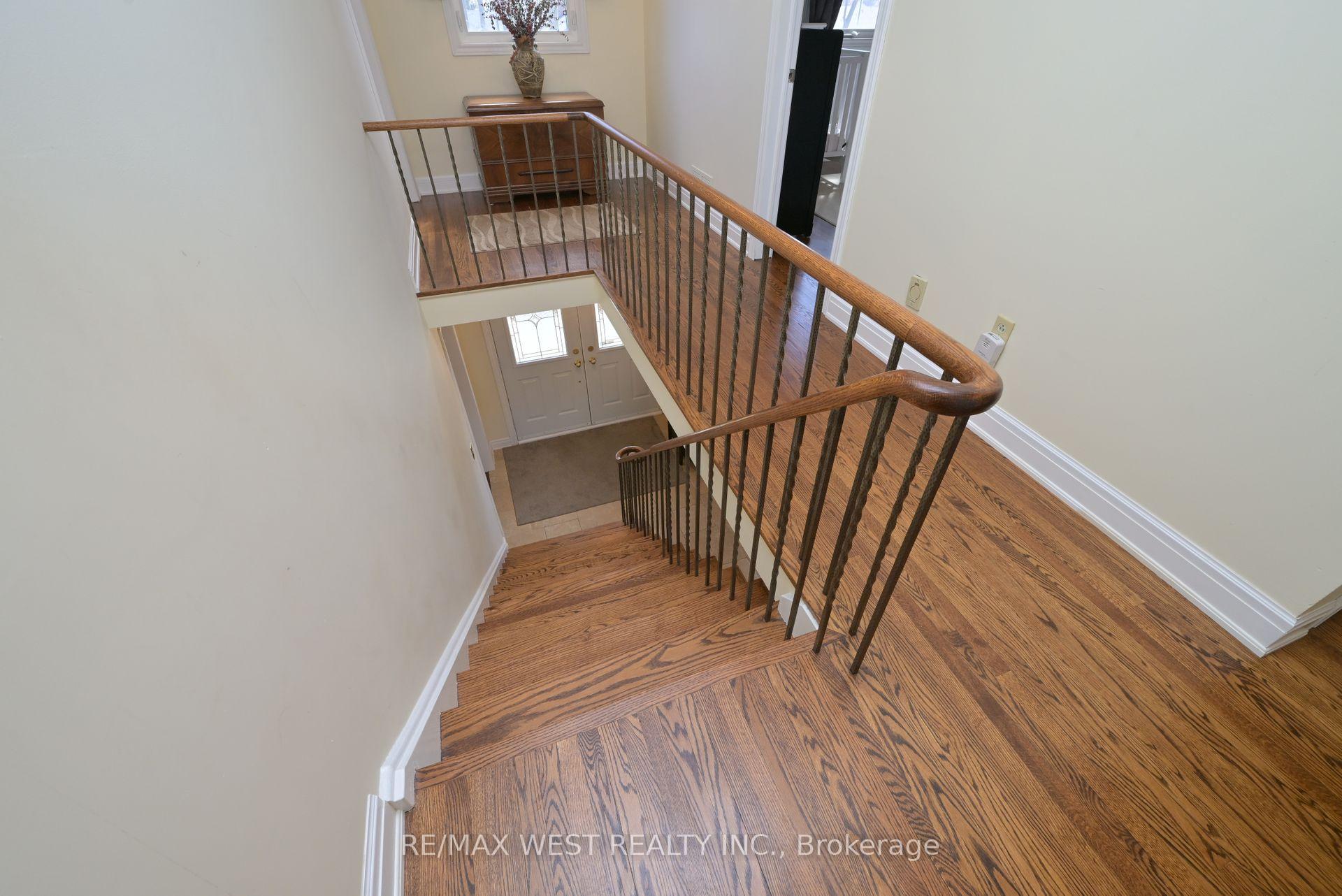 Photo 26 of 24 Cedarwood Crescent, King, Nobleton — HOMEH