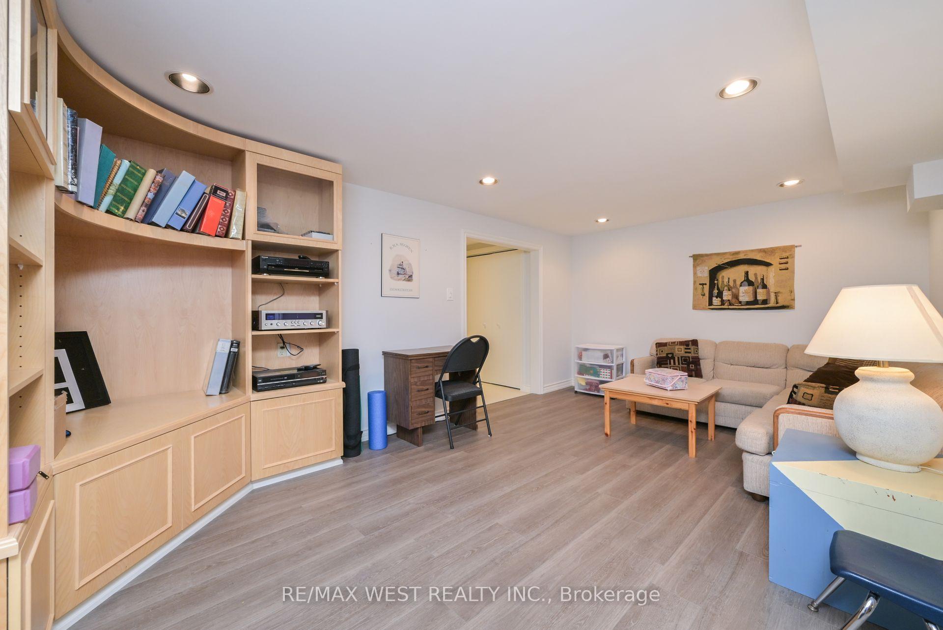 Photo 28 of 24 Cedarwood Crescent, King, Nobleton — HOMEH