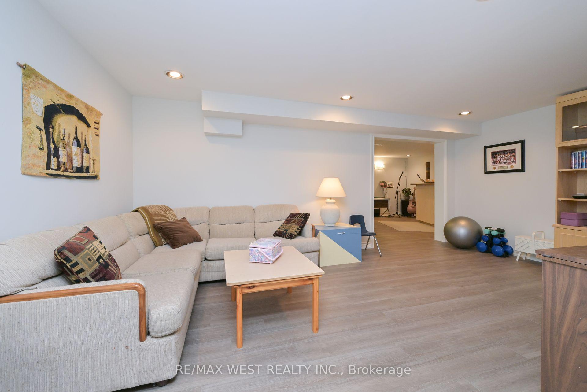Photo 29 of 24 Cedarwood Crescent, King, Nobleton — HOMEH