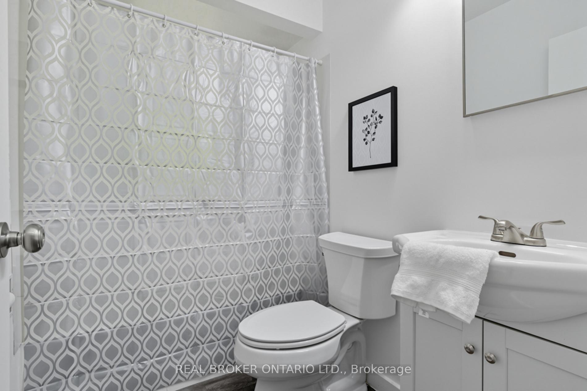 Photo 16 of 27 Broadmoor Avenue, Kitchener — HOMEH