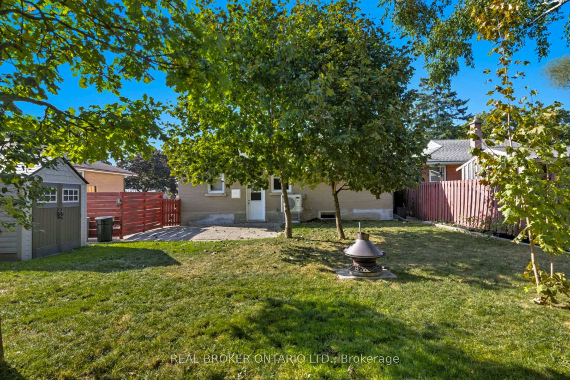 Photo 26 of 27 Broadmoor Avenue, Kitchener — HOMEH