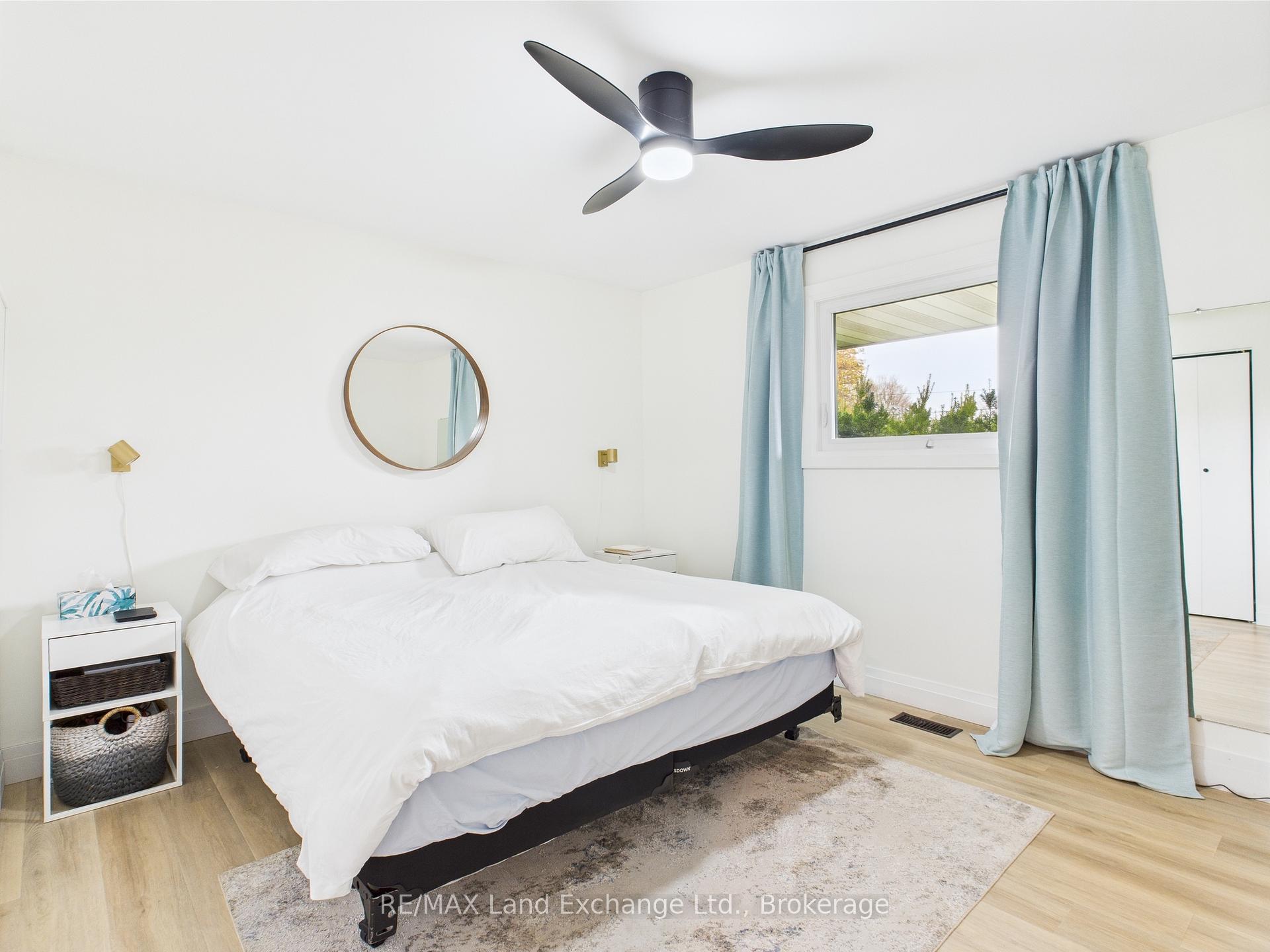 Photo 12 of 402 Queen Street, Kincardine — HOMEH