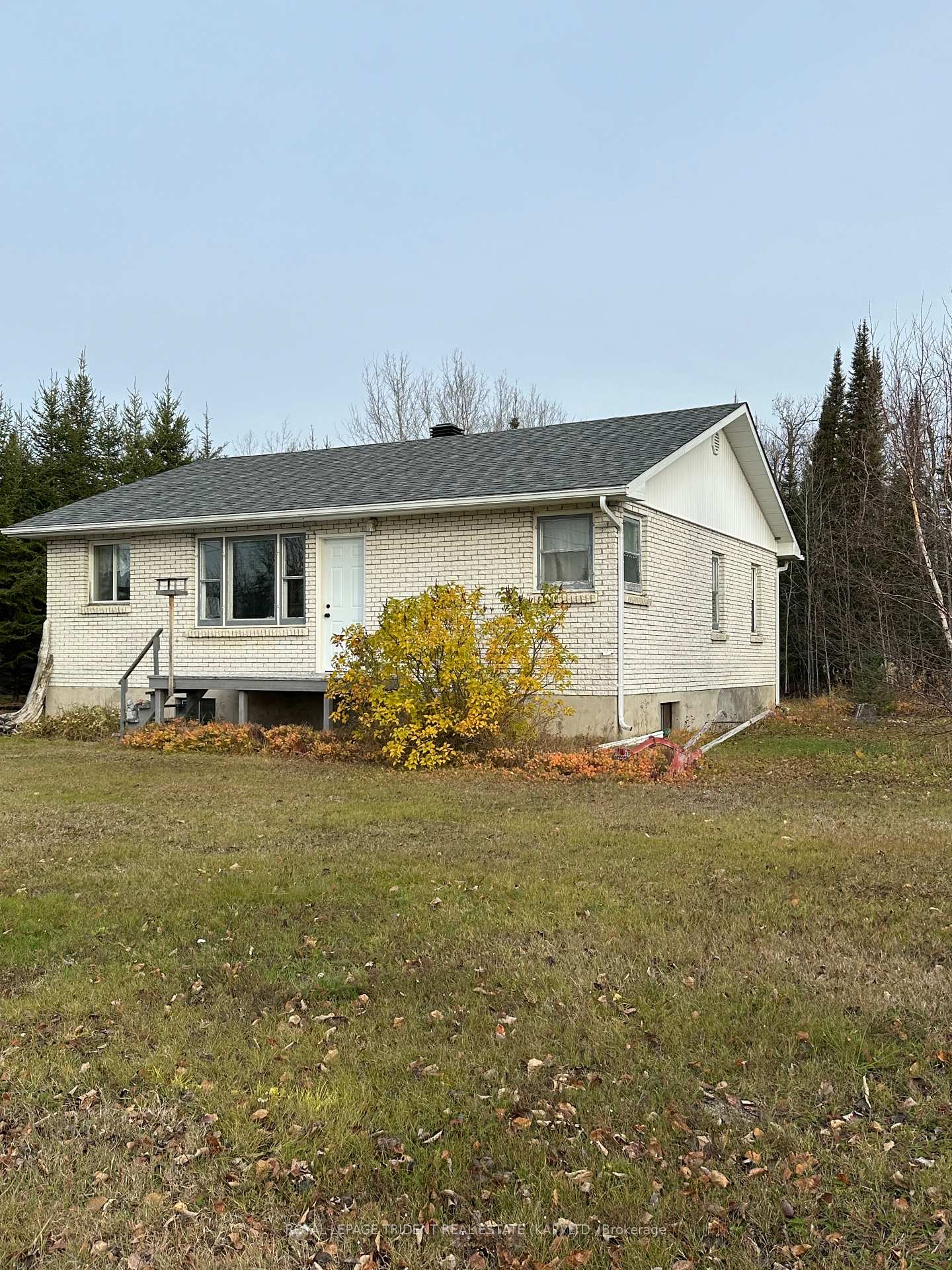 Photo 1 of 109 Mitchell Road E, Kapuskasing — HOMEH