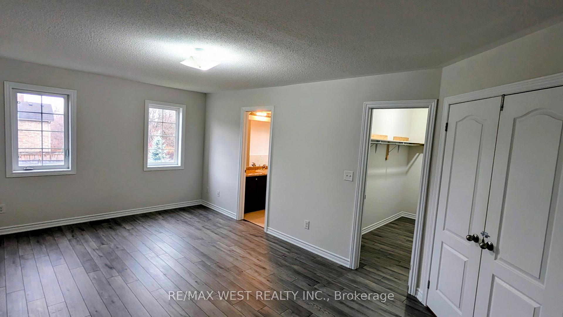 Photo 12 of 10 Moore's Court, Markham, Box Grove — HOMEH