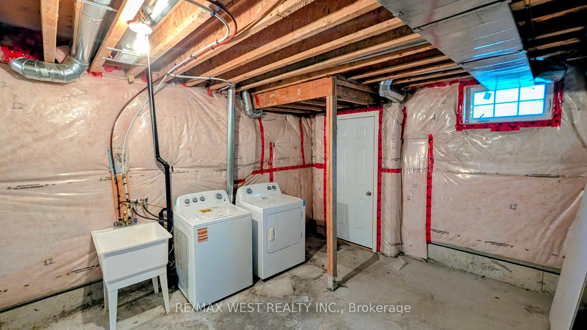 Photo 24 of 10 Moore's Court, Markham, Box Grove — HOMEH