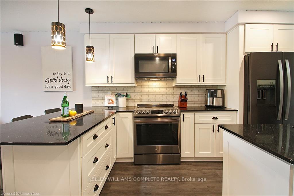 Photo 5 of Unit 6, 410 Pioneer Drive, Kitchener — HOMEH