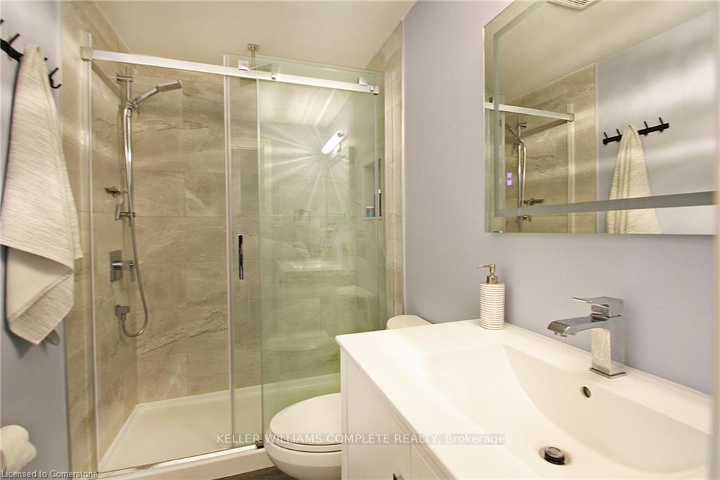 Photo 23 of Unit 6, 410 Pioneer Drive, Kitchener — HOMEH