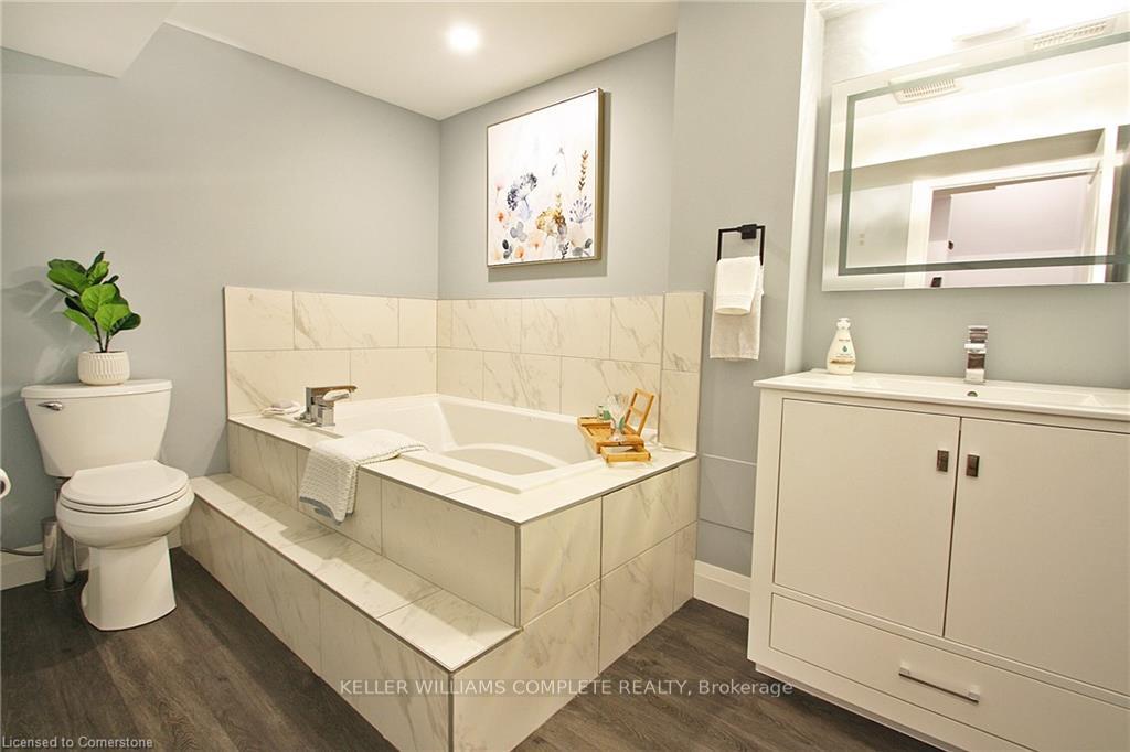 Photo 34 of Unit 6, 410 Pioneer Drive, Kitchener — HOMEH