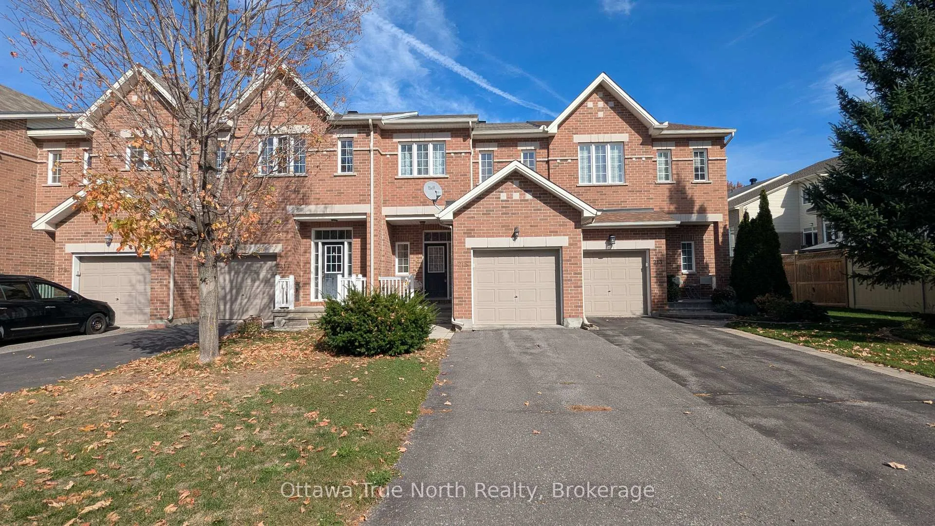 Photo 1 of 215 Badgeley Avenue, Ottawa, Kanata - Kanata Lakes/Heritage Hills — HOMEH
