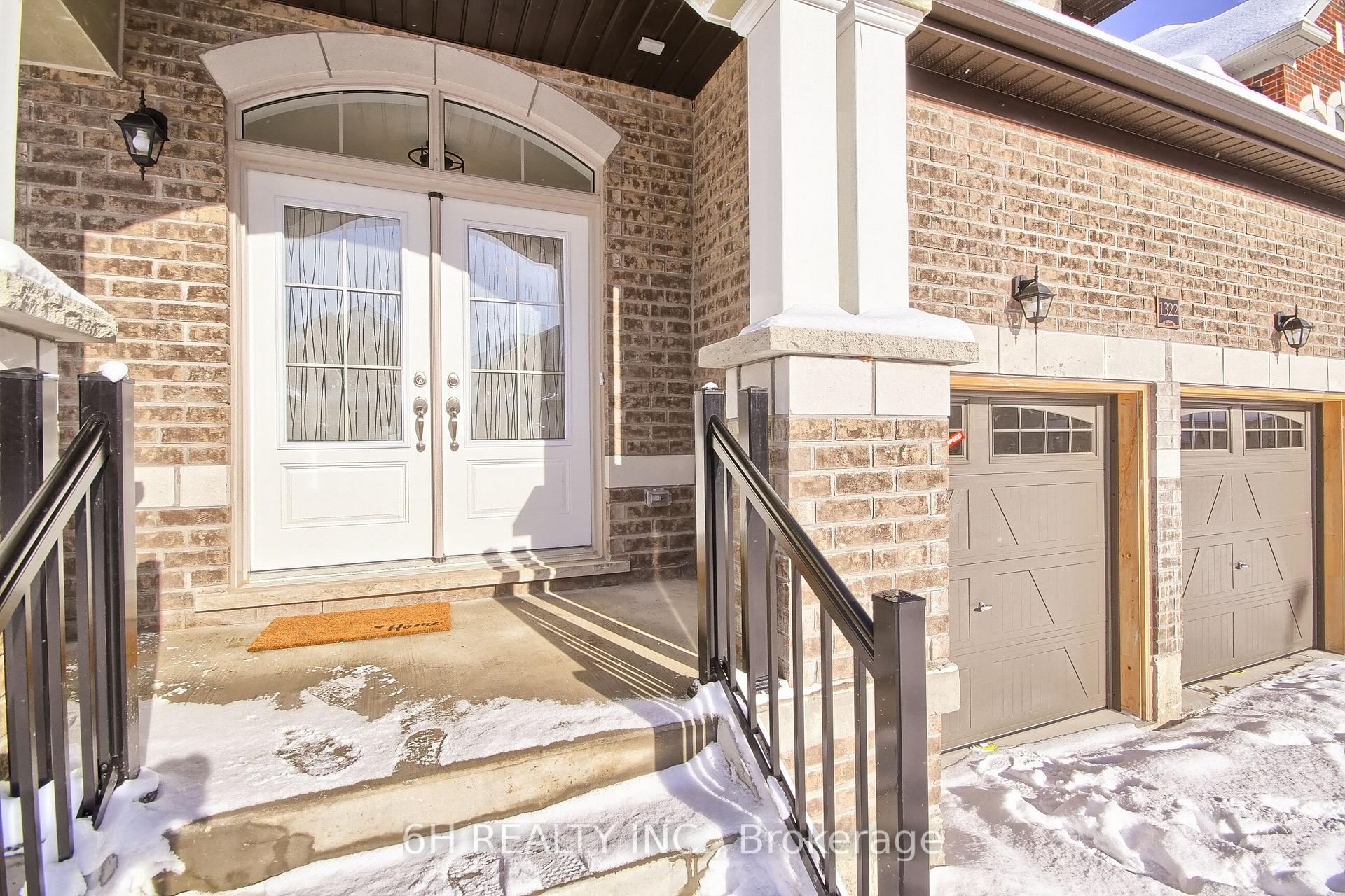 Photo 2 of 1322 Broderick Street, Innisfil, Rural Innisfil — HOMEH