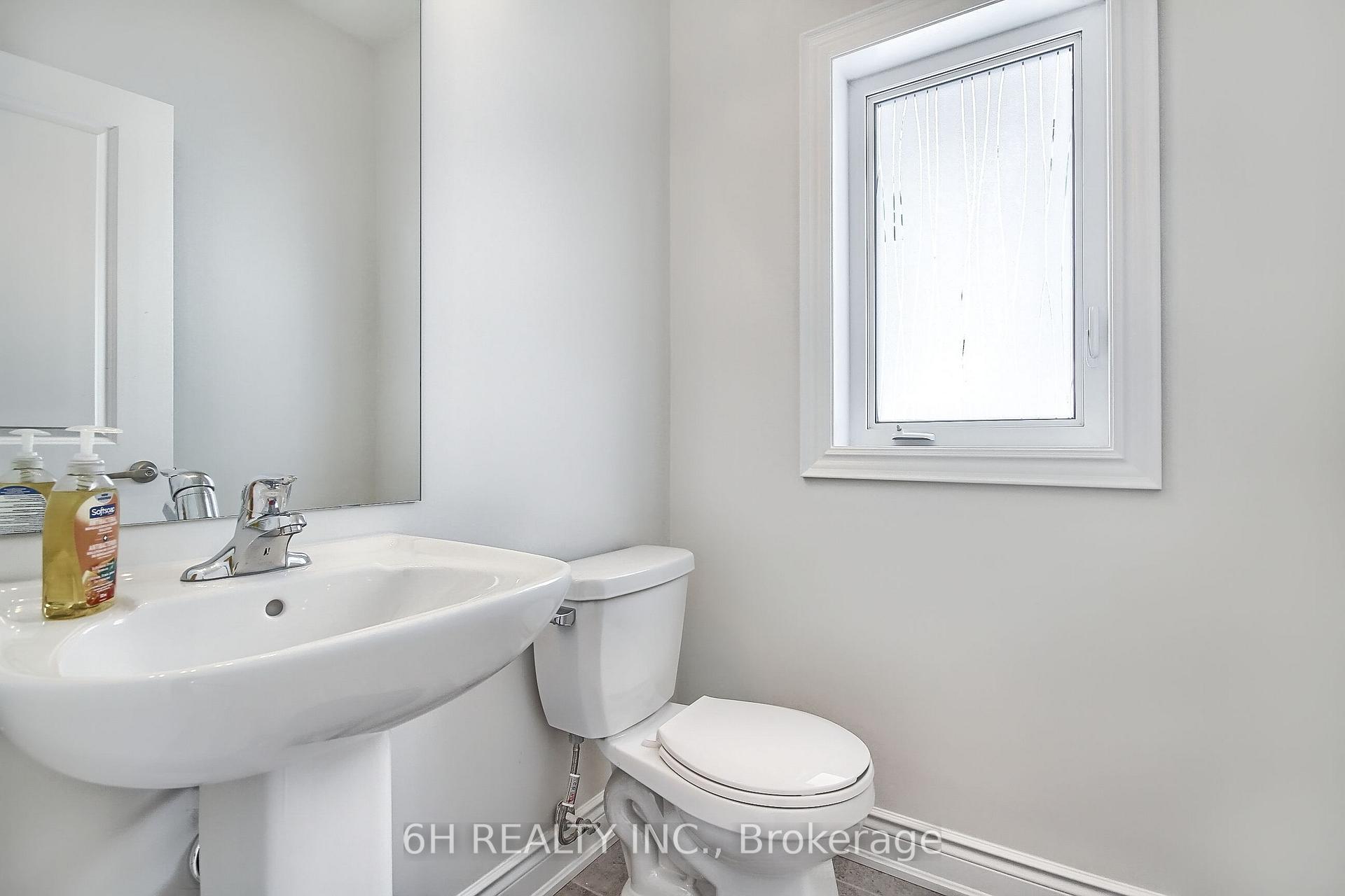 Photo 18 of 1322 Broderick Street, Innisfil, Rural Innisfil — HOMEH