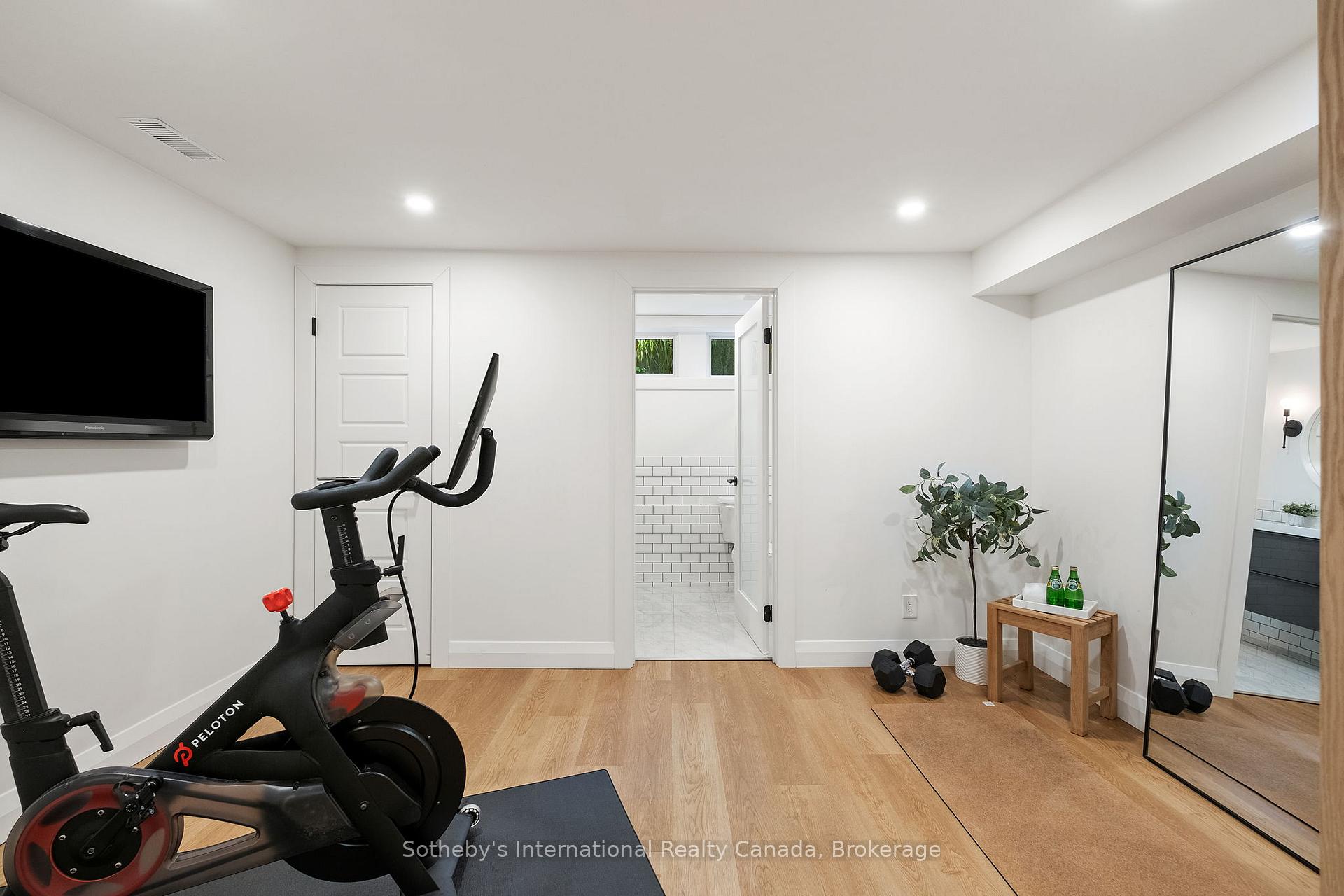 Photo 37 of 284 Union Boulevard, Kitchener — HOMEH
