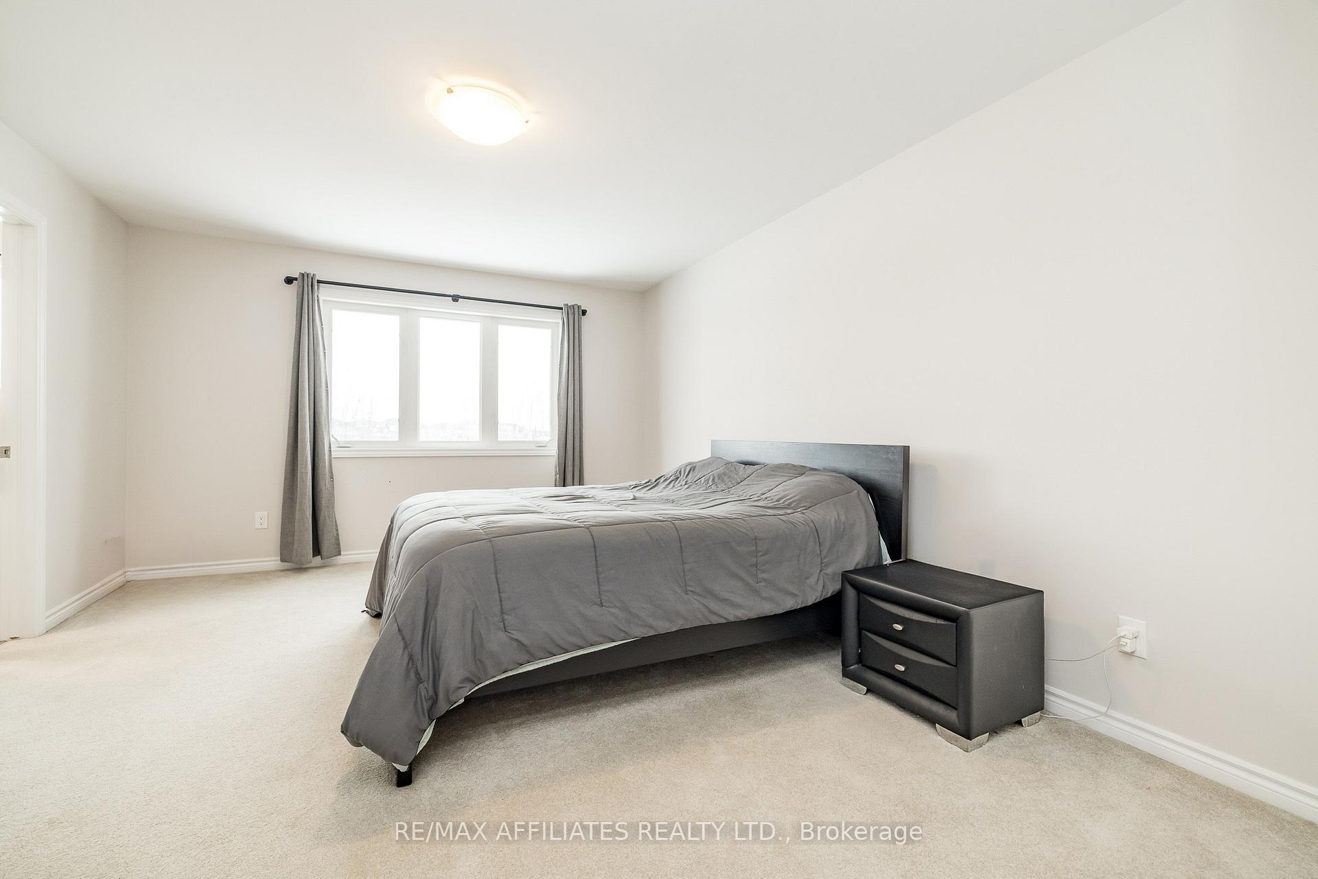 Photo 16 of 310 Livery Street, Ottawa, Kanata - Emerald Meadows/Trailwest — HOMEH