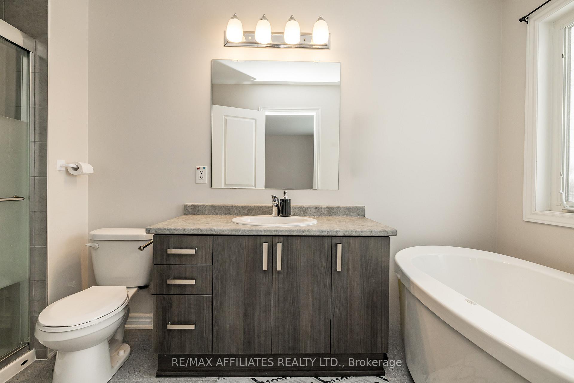Photo 19 of 310 Livery Street, Ottawa, Kanata - Emerald Meadows/Trailwest — HOMEH