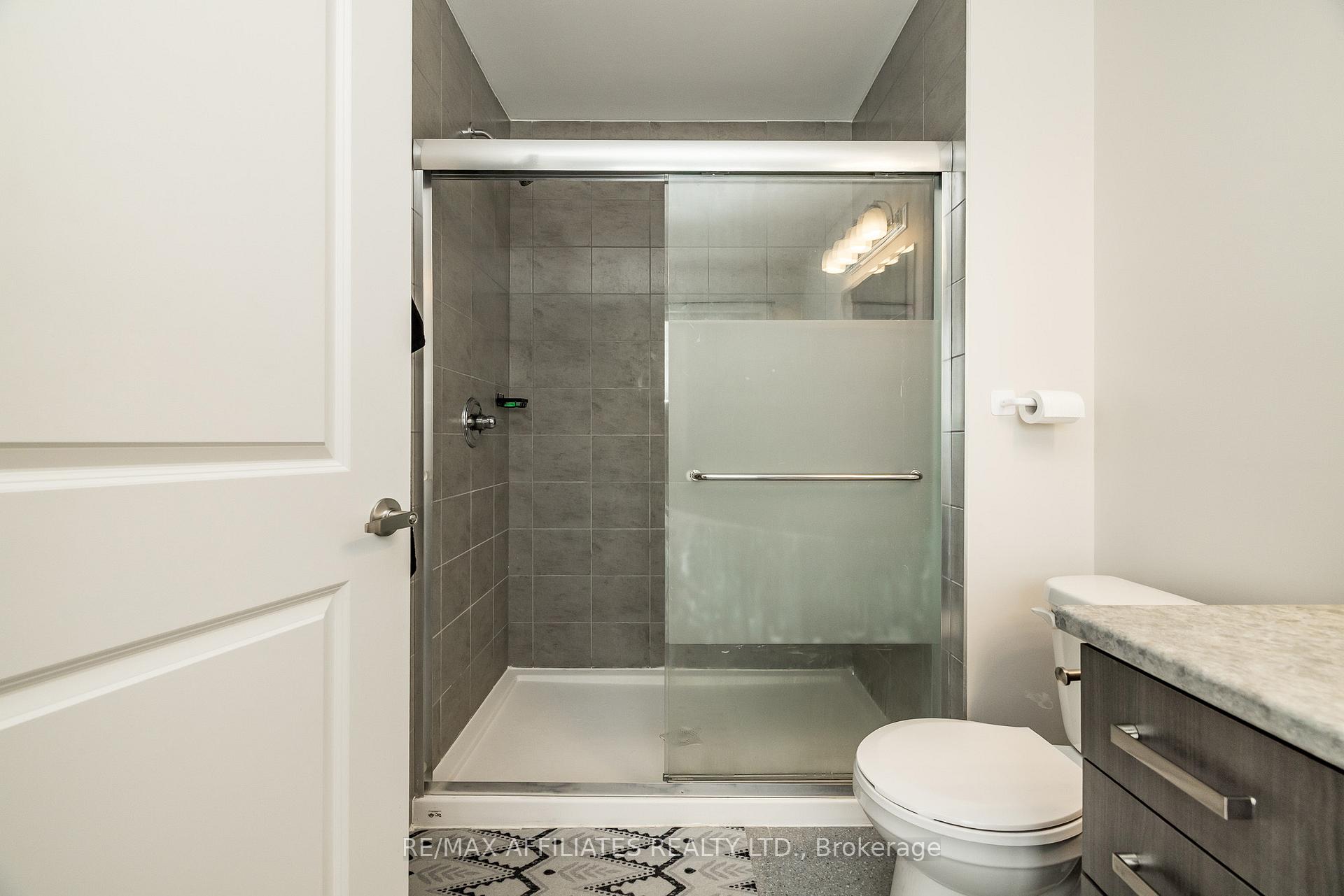 Photo 20 of 310 Livery Street, Ottawa, Kanata - Emerald Meadows/Trailwest — HOMEH