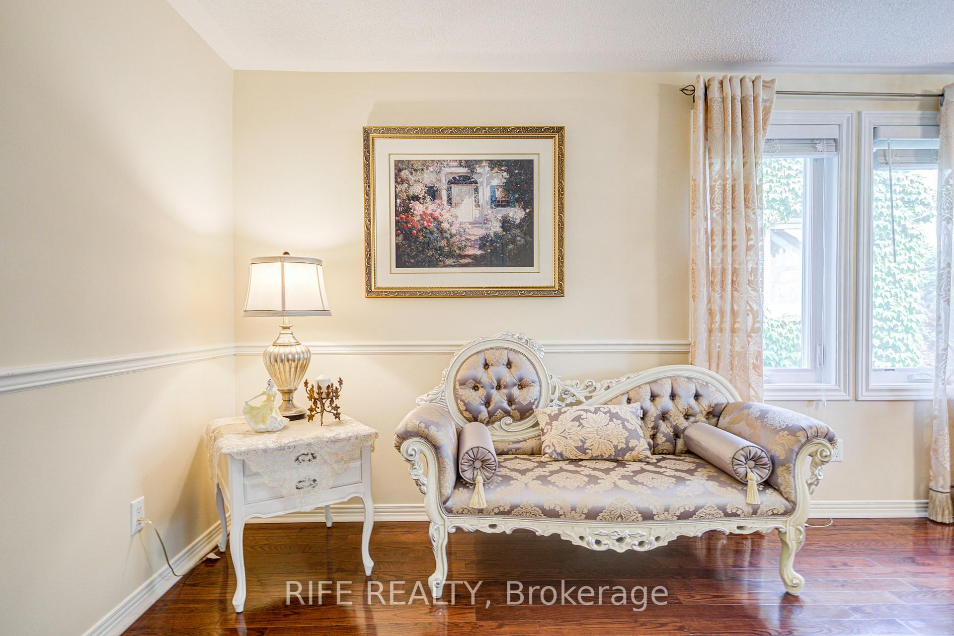 Photo 20 of 22 Chambery Crescent, Markham, Unionville — HOMEH