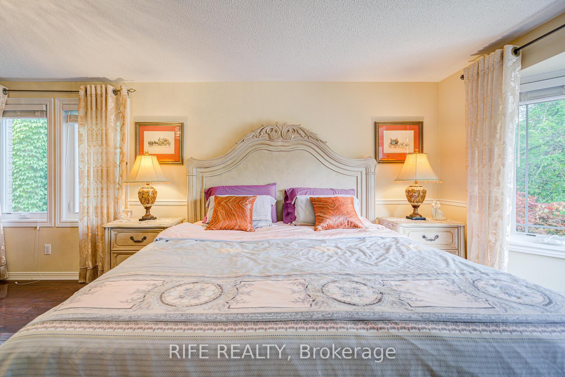 Photo 23 of 22 Chambery Crescent, Markham, Unionville — HOMEH