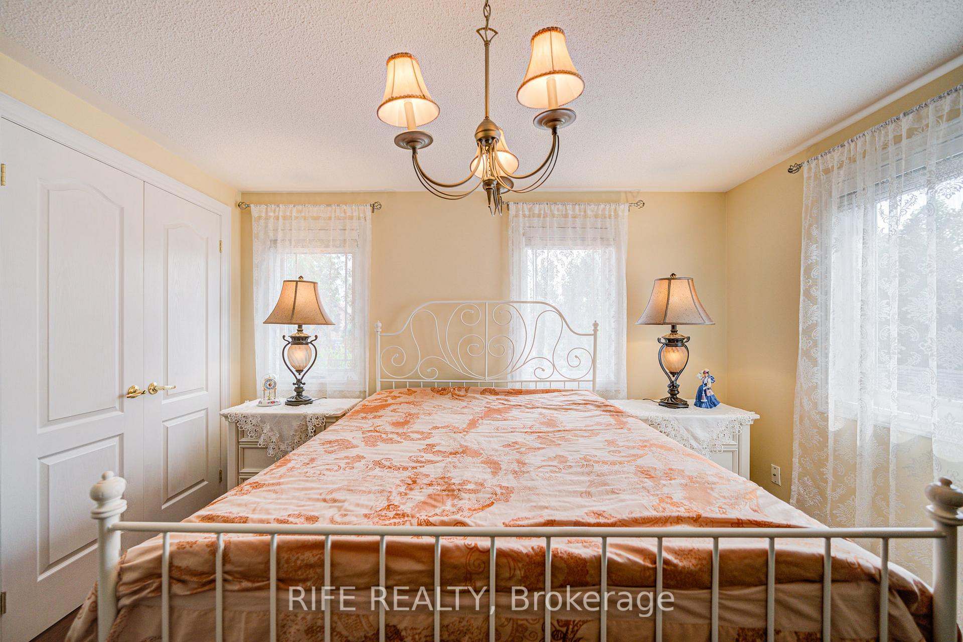 Photo 33 of 22 Chambery Crescent, Markham, Unionville — HOMEH