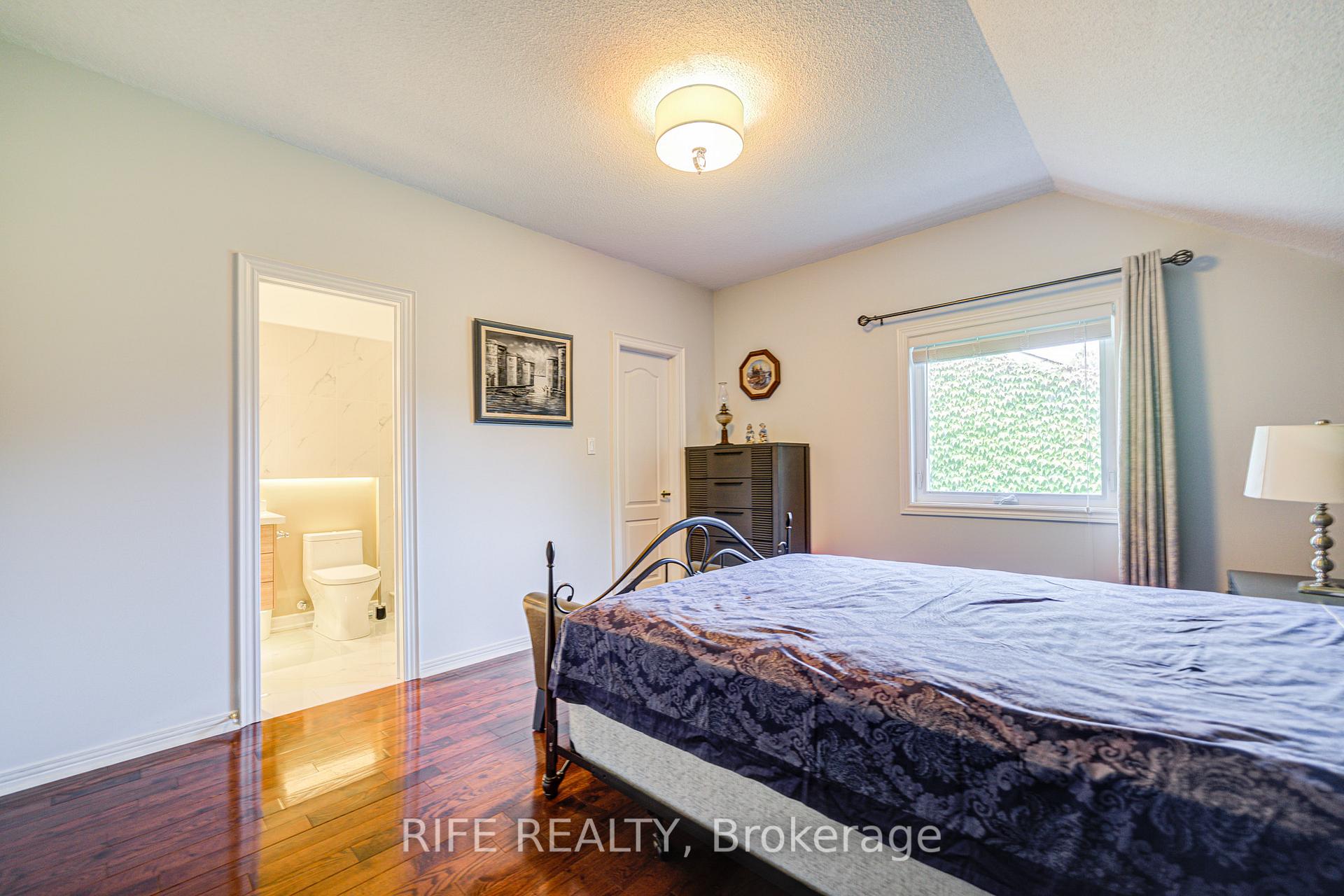 Photo 39 of 22 Chambery Crescent, Markham, Unionville — HOMEH