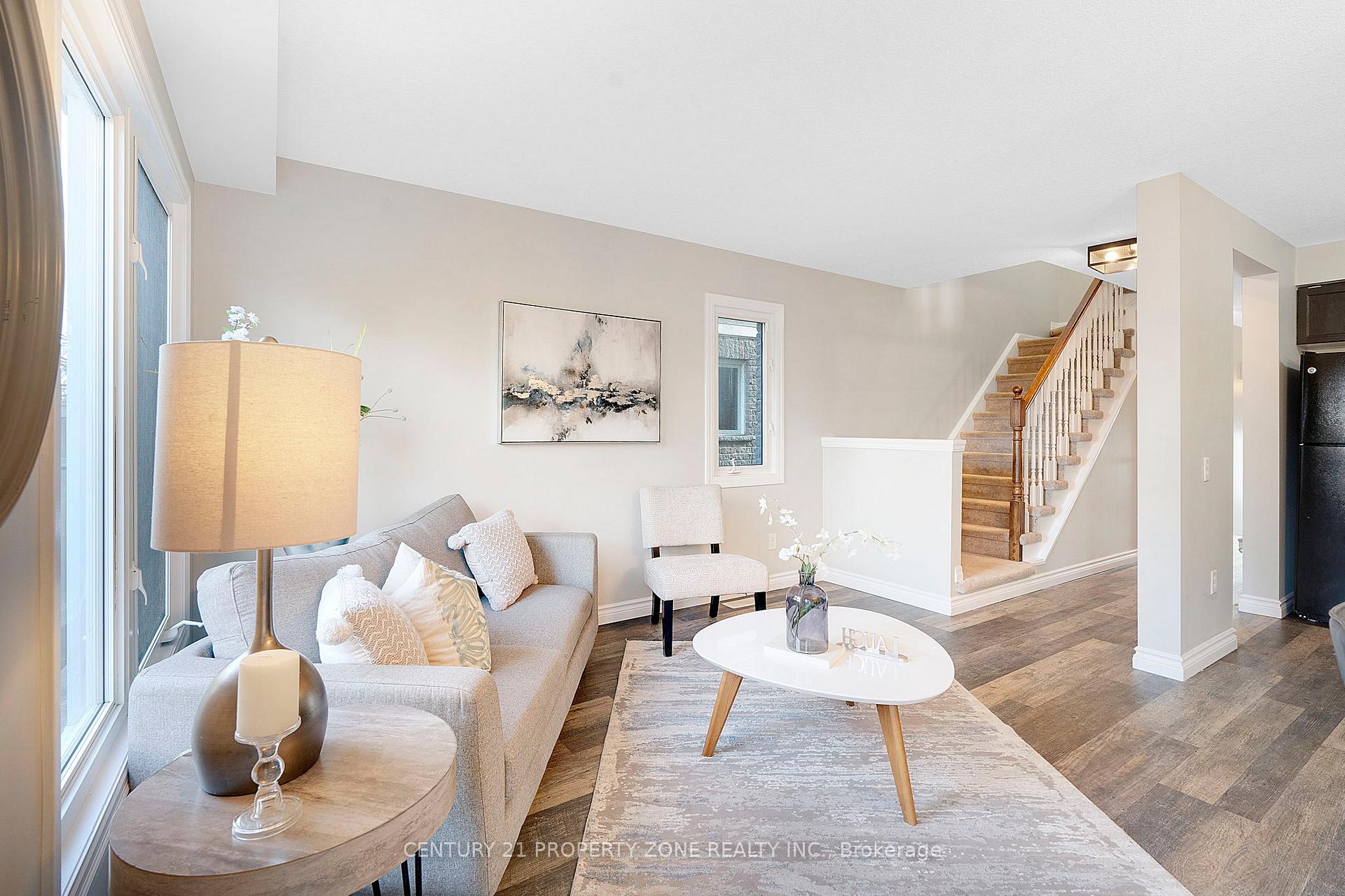 Photo 7 of 525 Banffshire Crescent, Kitchener — HOMEH
