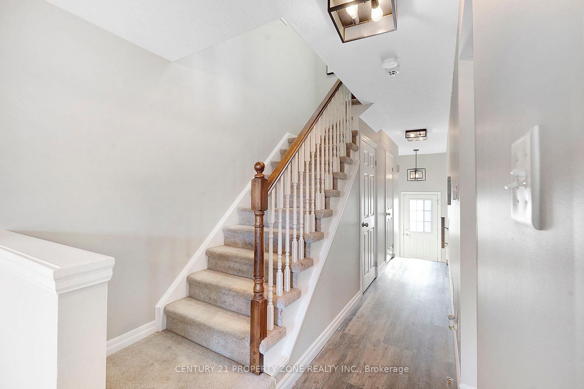 Photo 15 of 525 Banffshire Crescent, Kitchener — HOMEH