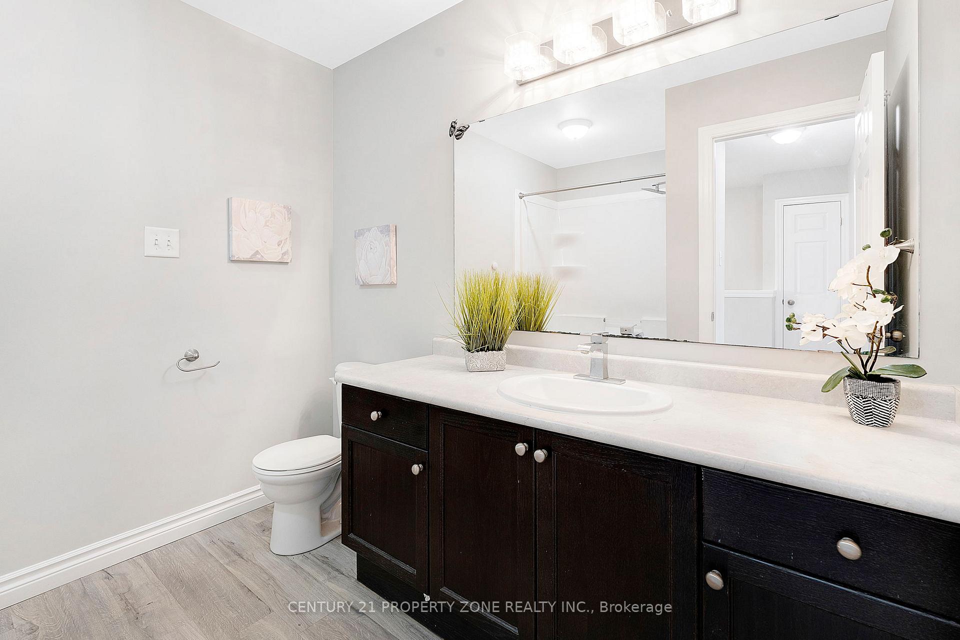 Photo 21 of 525 Banffshire Crescent, Kitchener — HOMEH