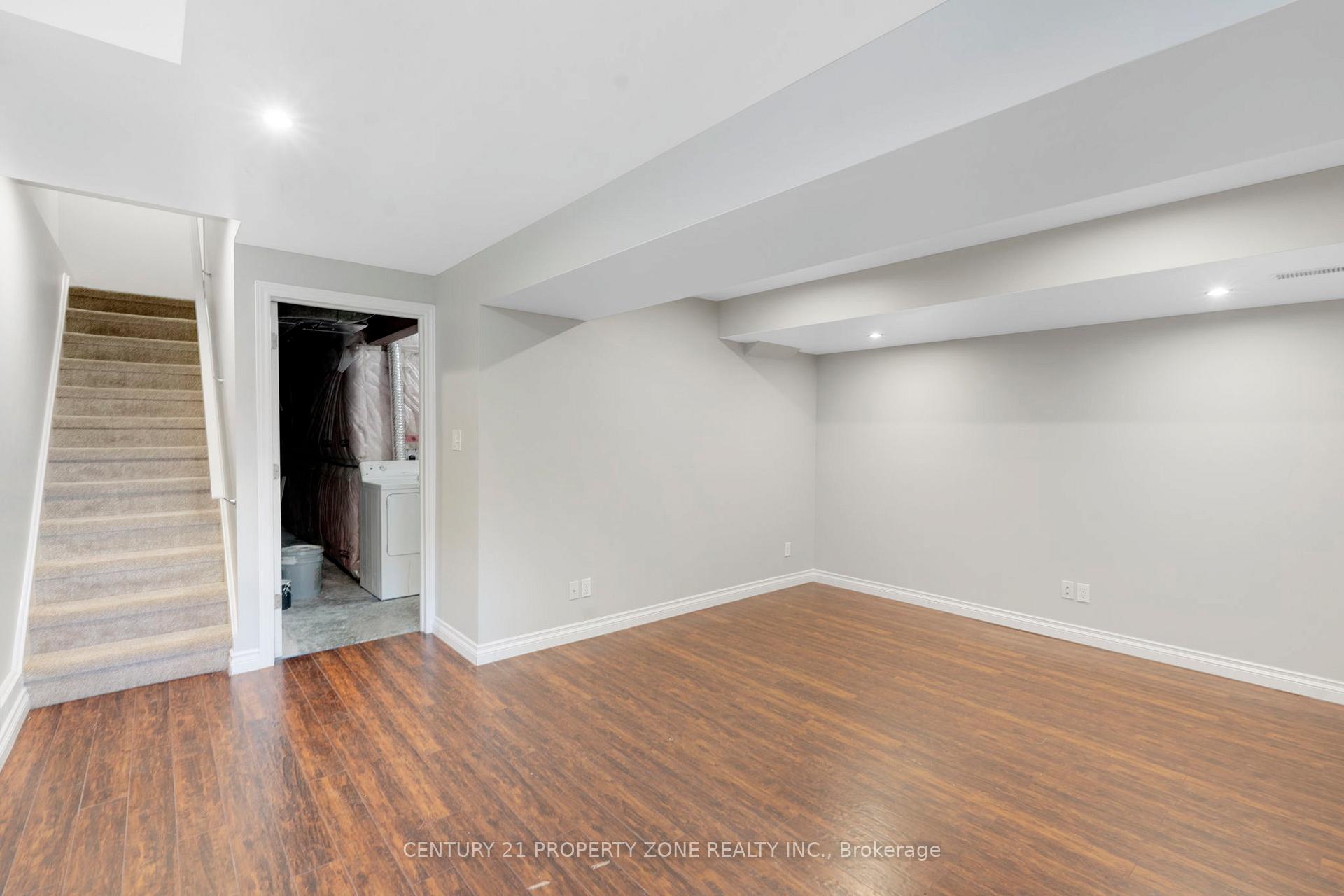 Photo 26 of 525 Banffshire Crescent, Kitchener — HOMEH