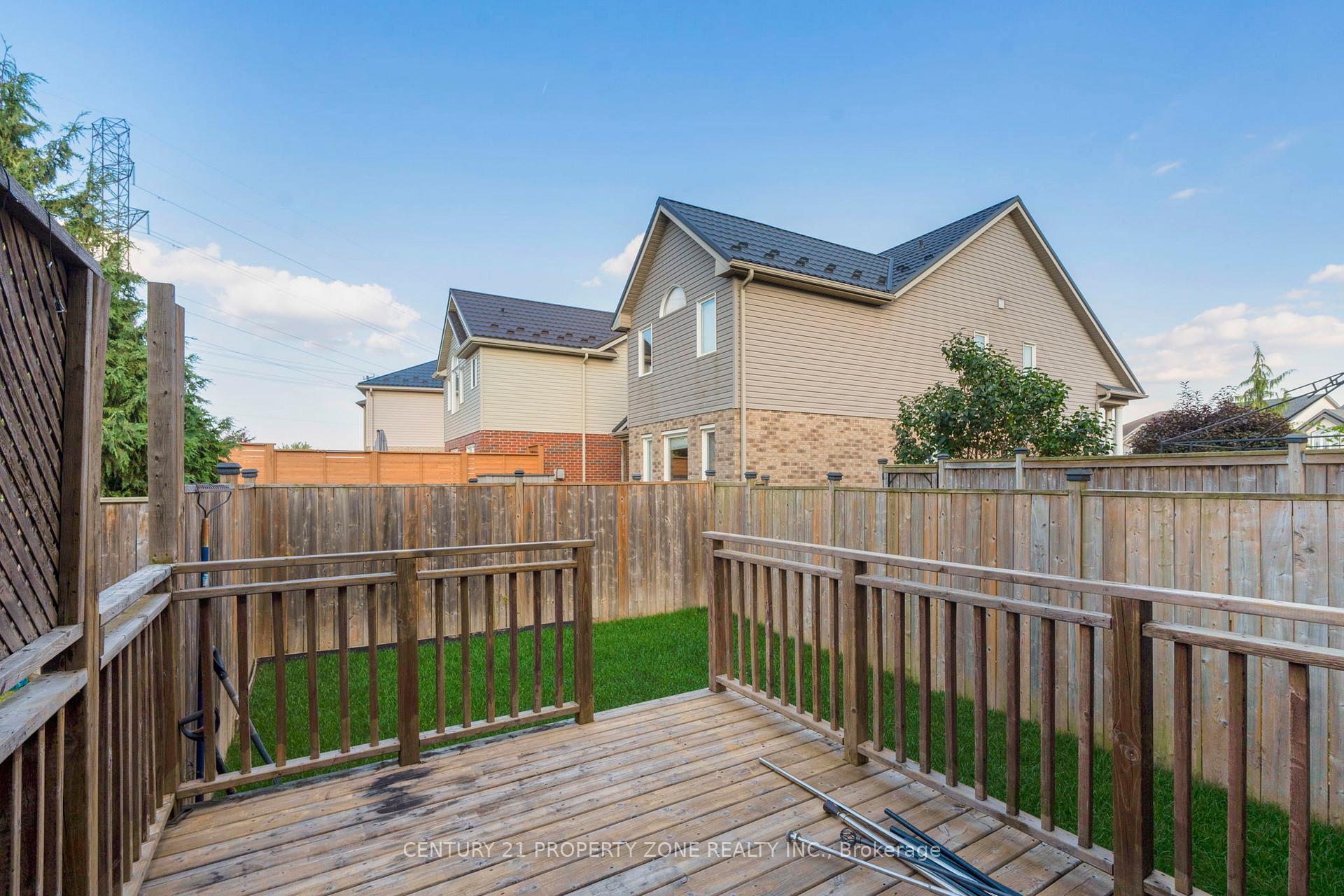 Photo 27 of 525 Banffshire Crescent, Kitchener — HOMEH