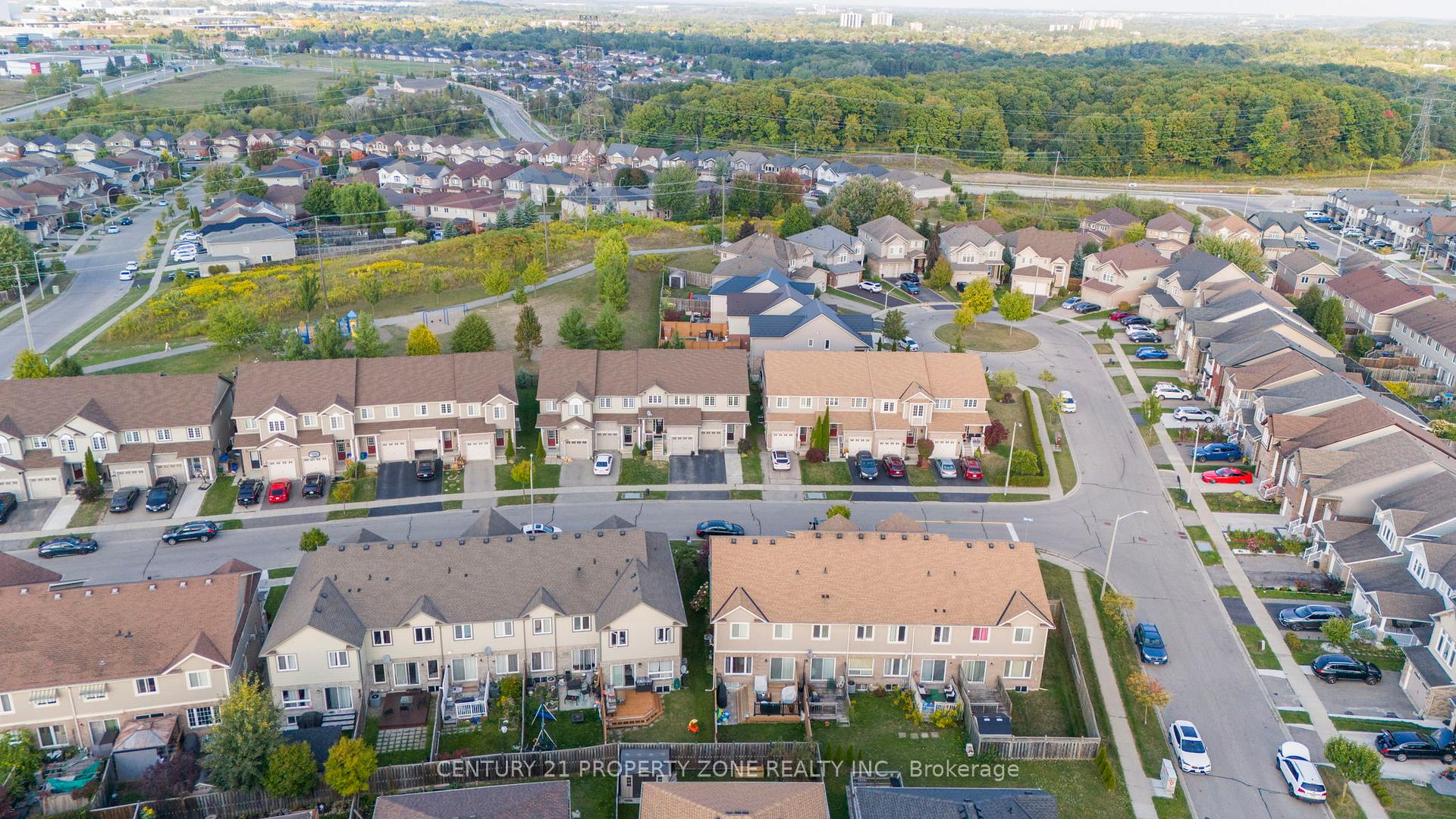 Photo 31 of 525 Banffshire Crescent, Kitchener — HOMEH