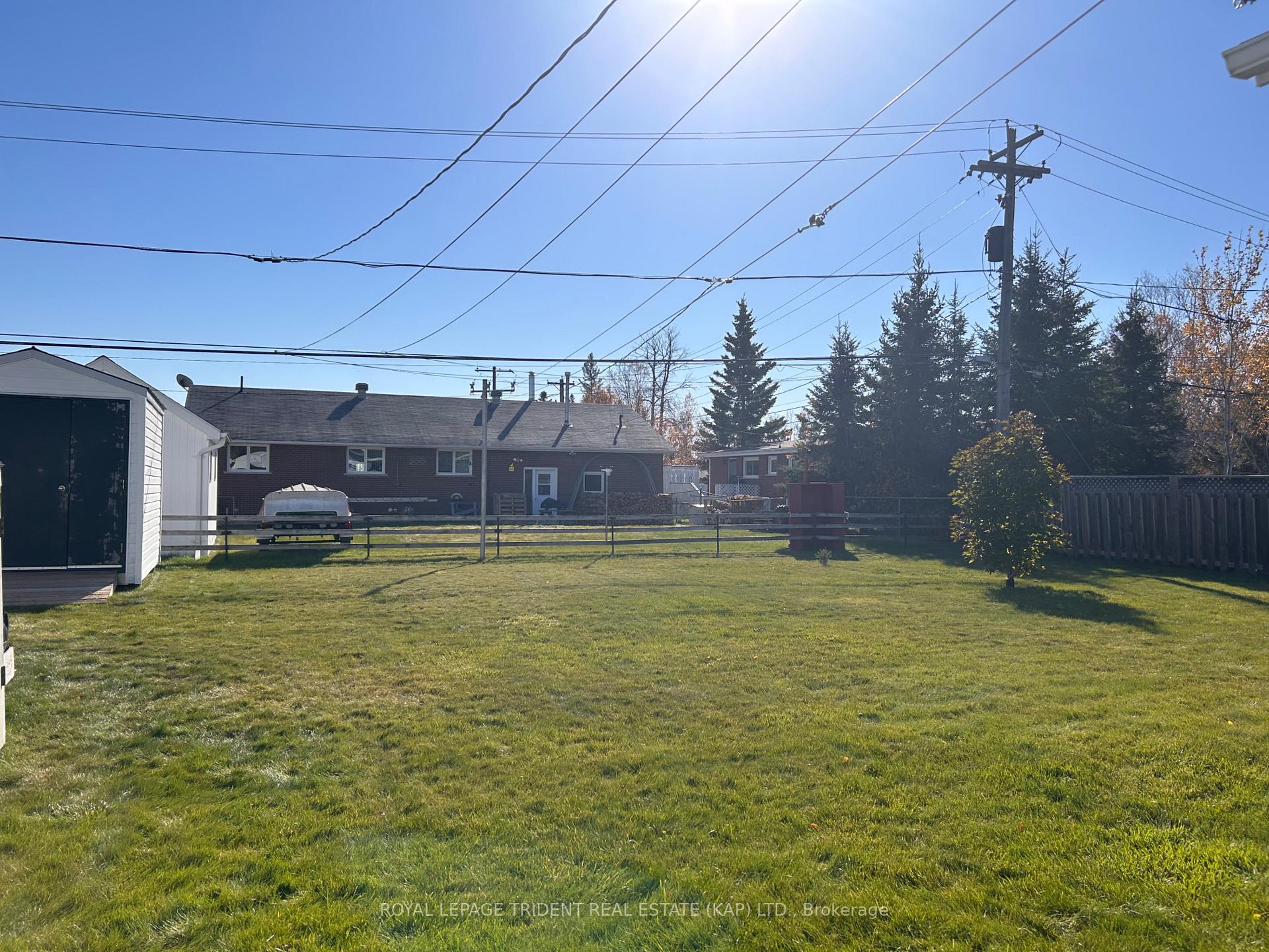 Photo 38 of 6 Seaborne Crescent S, Kapuskasing — HOMEH