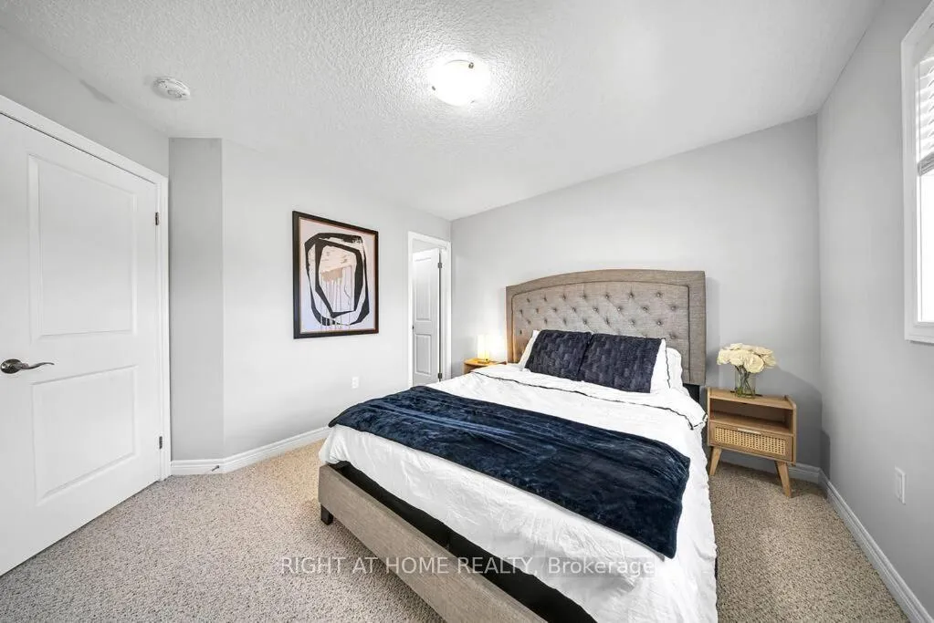 Photo 17 of 170 Dalgleish Trail, Hamilton, Rural Glanbrook — HOMEH