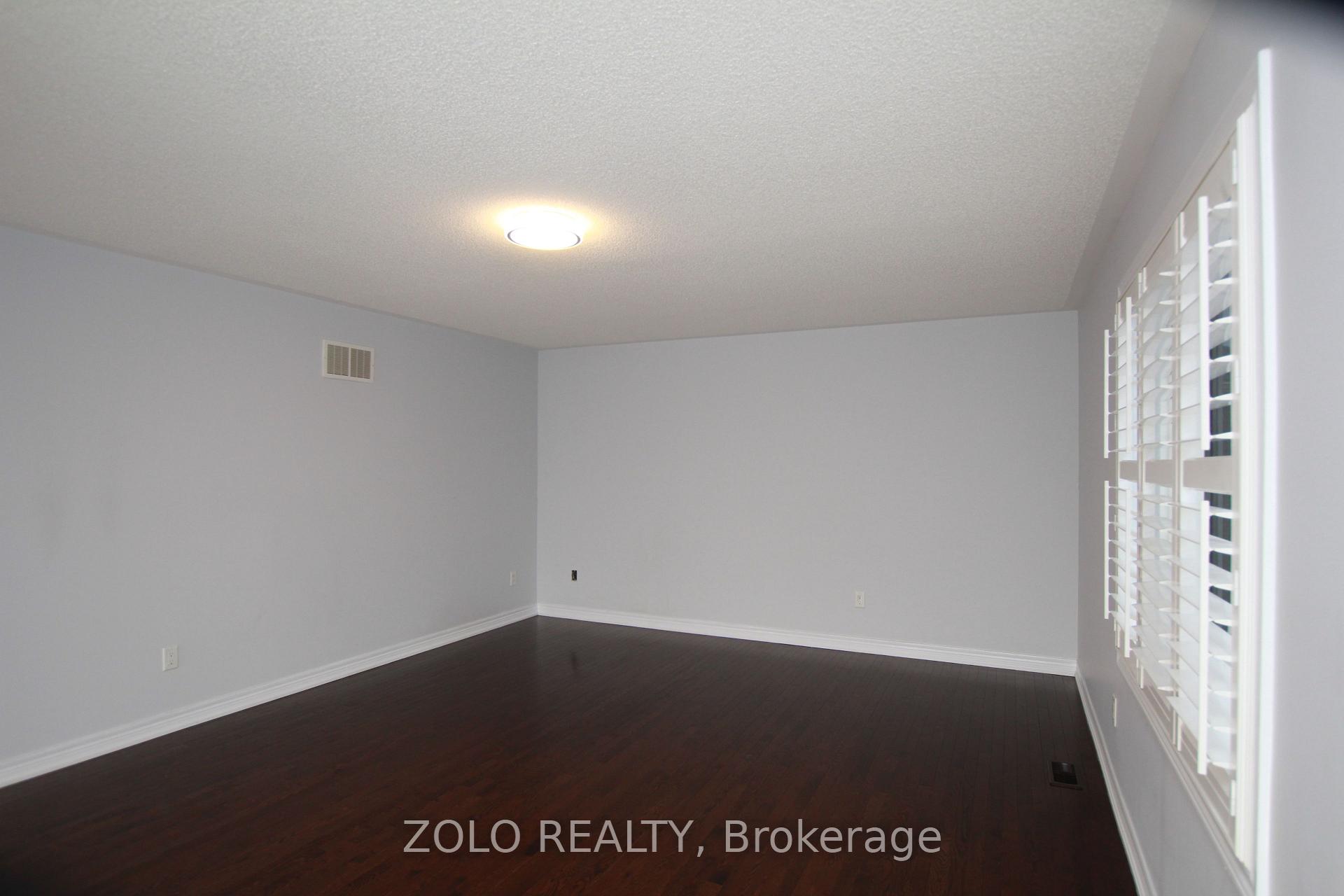 Photo 5 of 1431 Lormel Gate Avenue, Innisfil, Lefroy — HOMEH