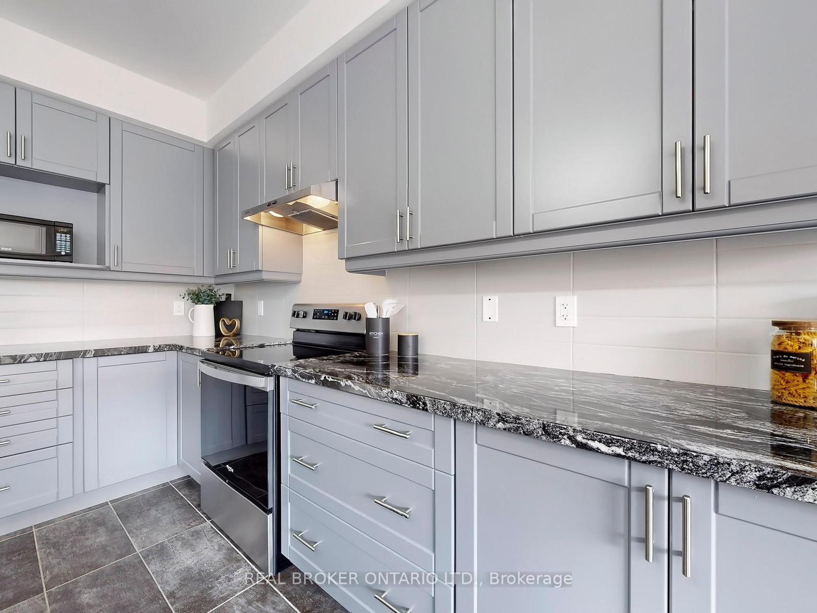 Photo 9 of 1347 Stevens Road, Innisfil, Alcona — HOMEH