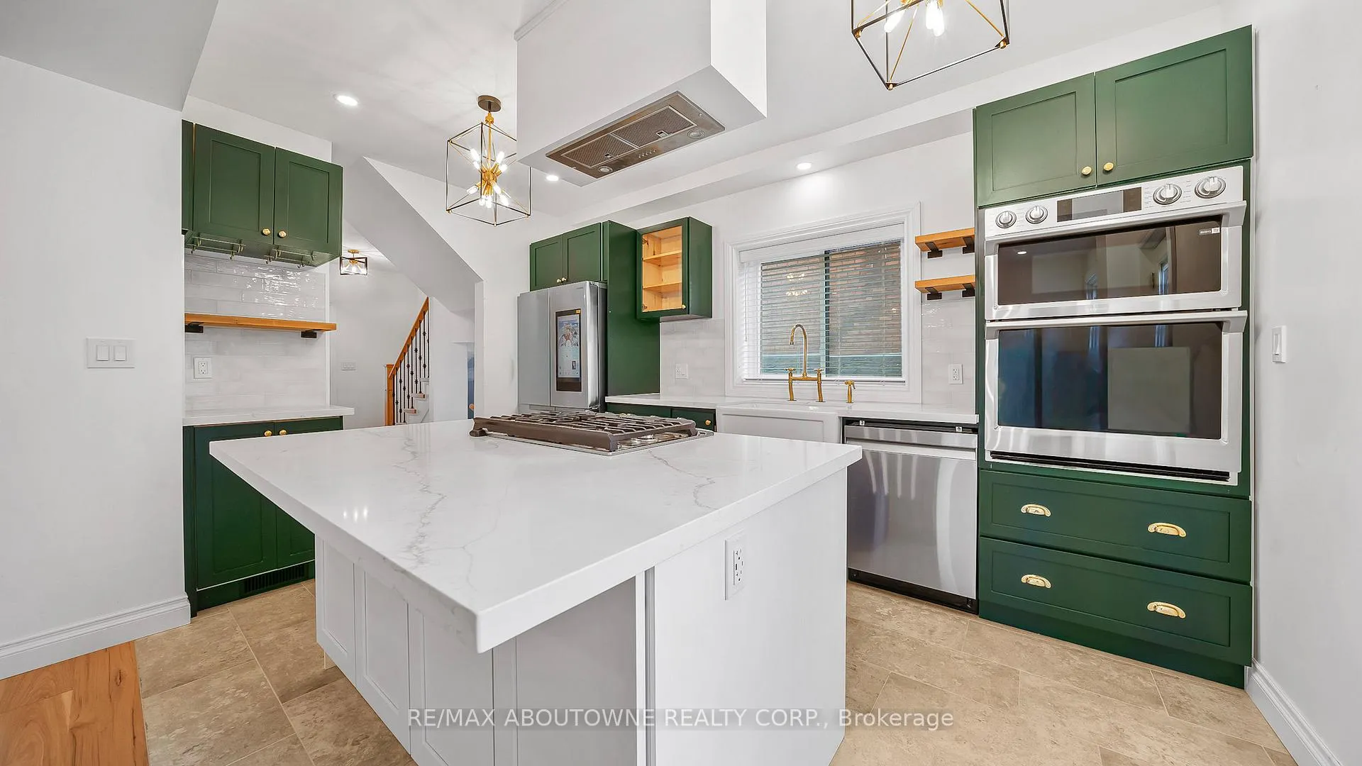 Photo 14 of 708 Wilson Street, Hamilton, Gibson — HOMEH
