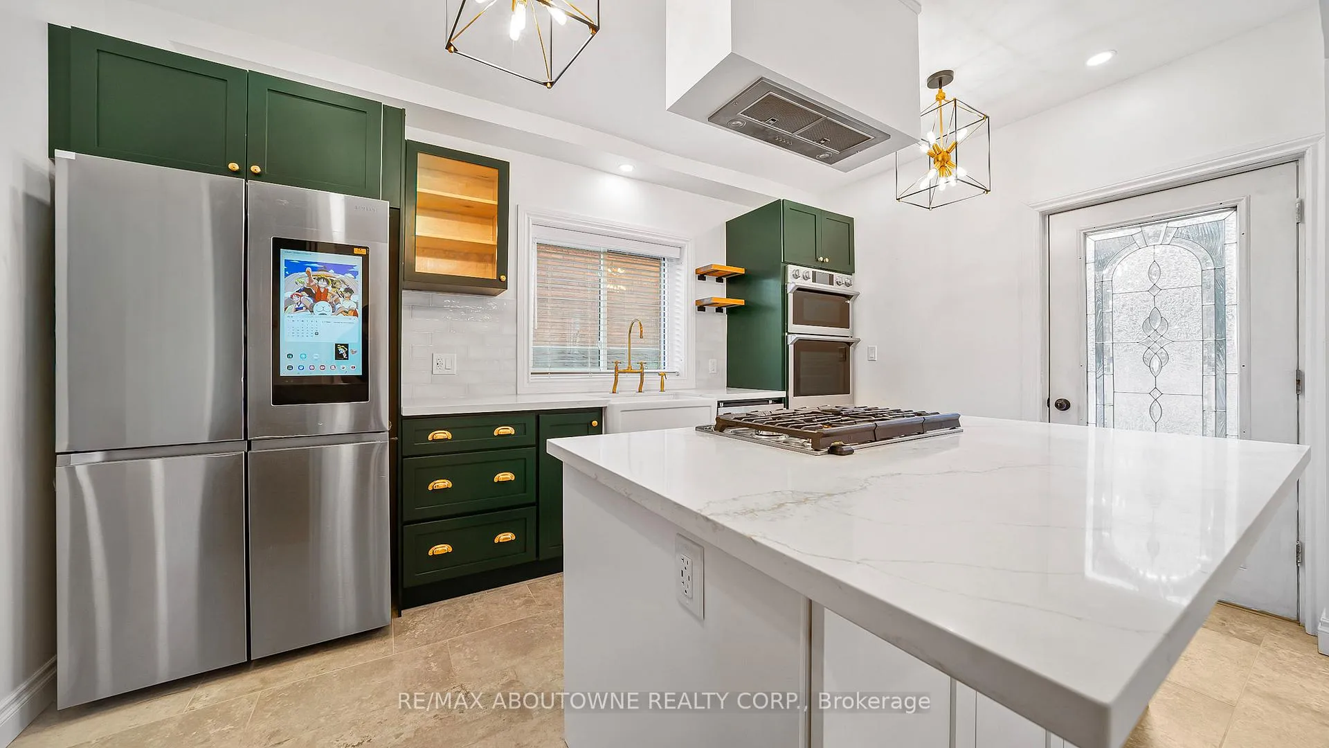 Photo 15 of 708 Wilson Street, Hamilton, Gibson — HOMEH