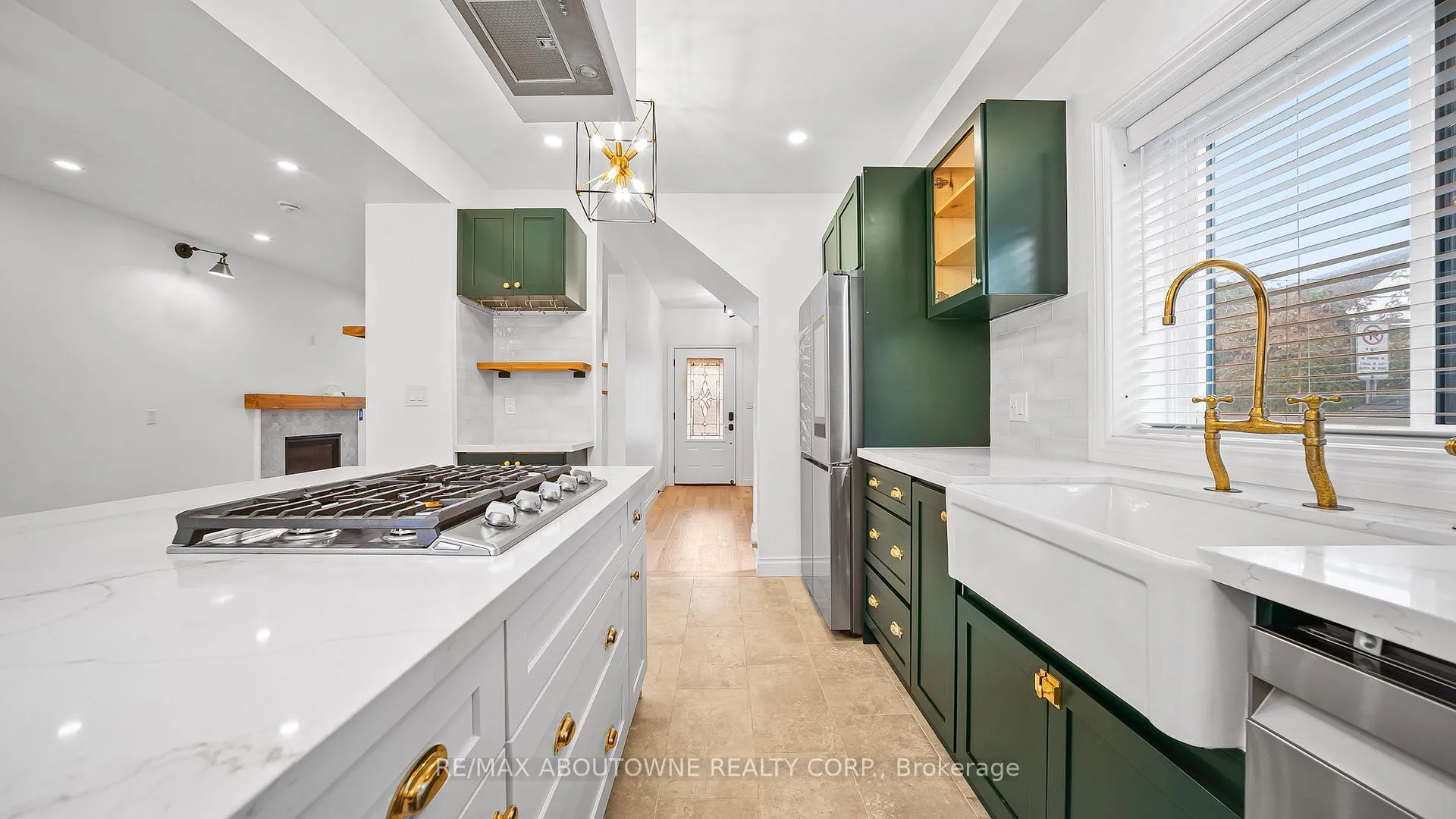 Photo 16 of 708 Wilson Street, Hamilton, Gibson — HOMEH