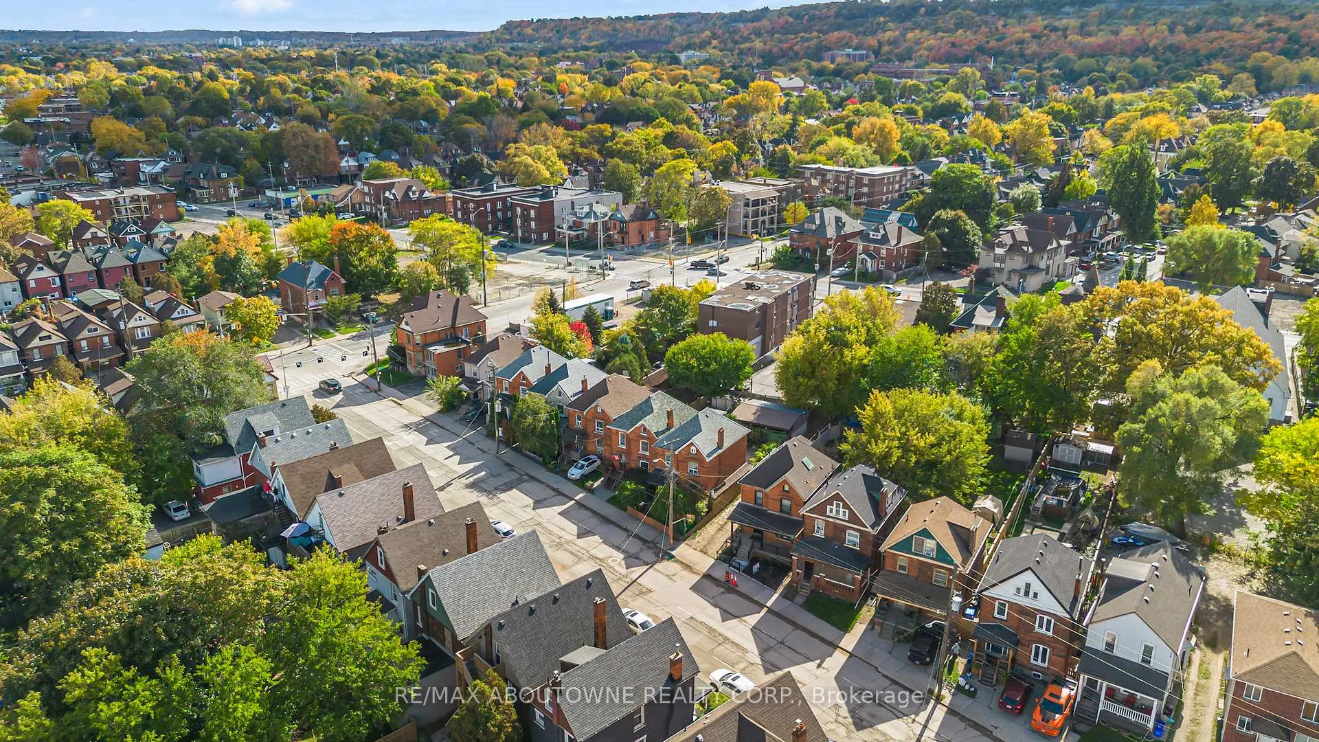 Photo 36 of 708 Wilson Street, Hamilton, Gibson — HOMEH