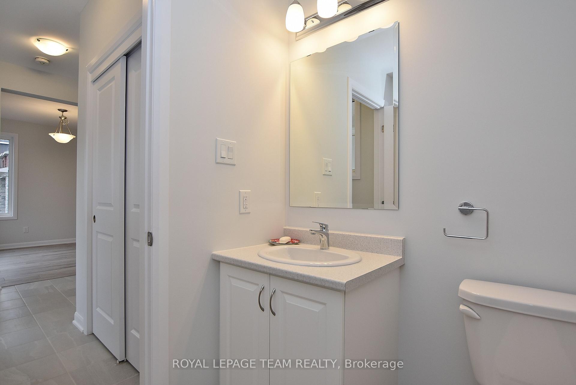 Photo 35 of 22 Sweet Pea Way, Ottawa, Kanata - Kanata Lakes/Heritage Hills — HOMEH