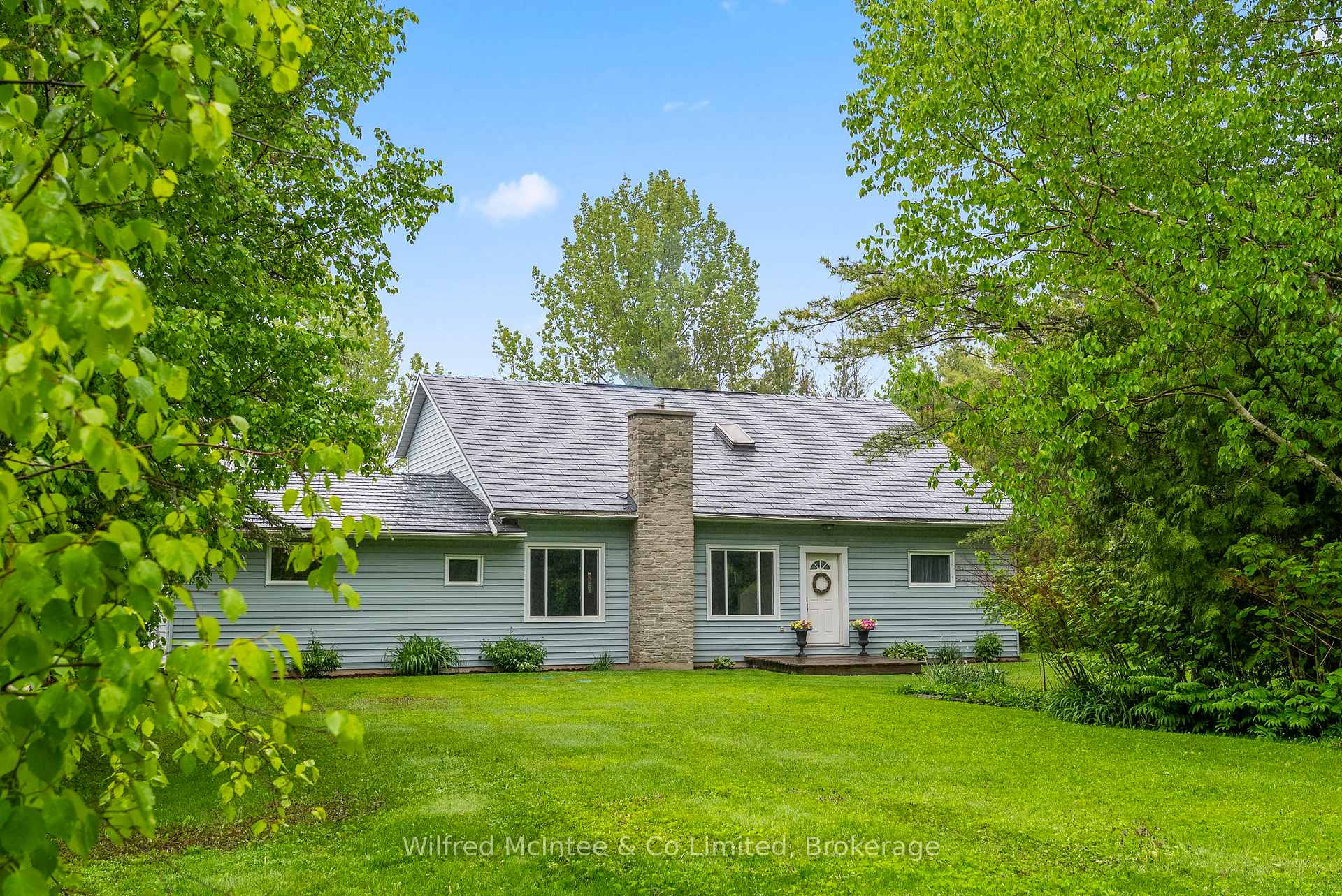 Photo 3 of 1716 Concession 10, Kincardine — HOMEH