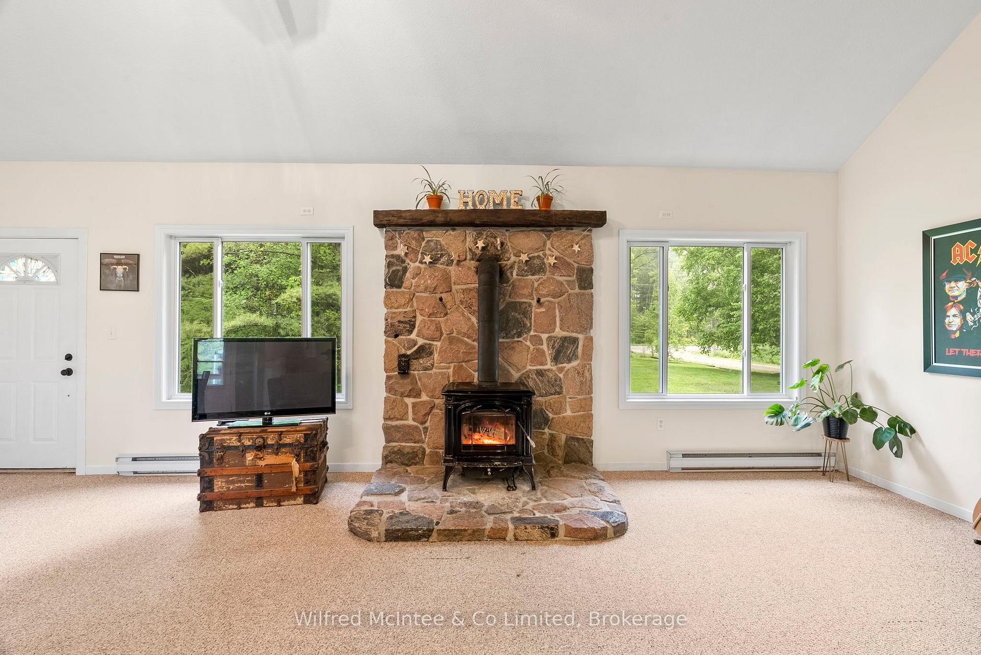 Photo 10 of 1716 Concession 10, Kincardine — HOMEH